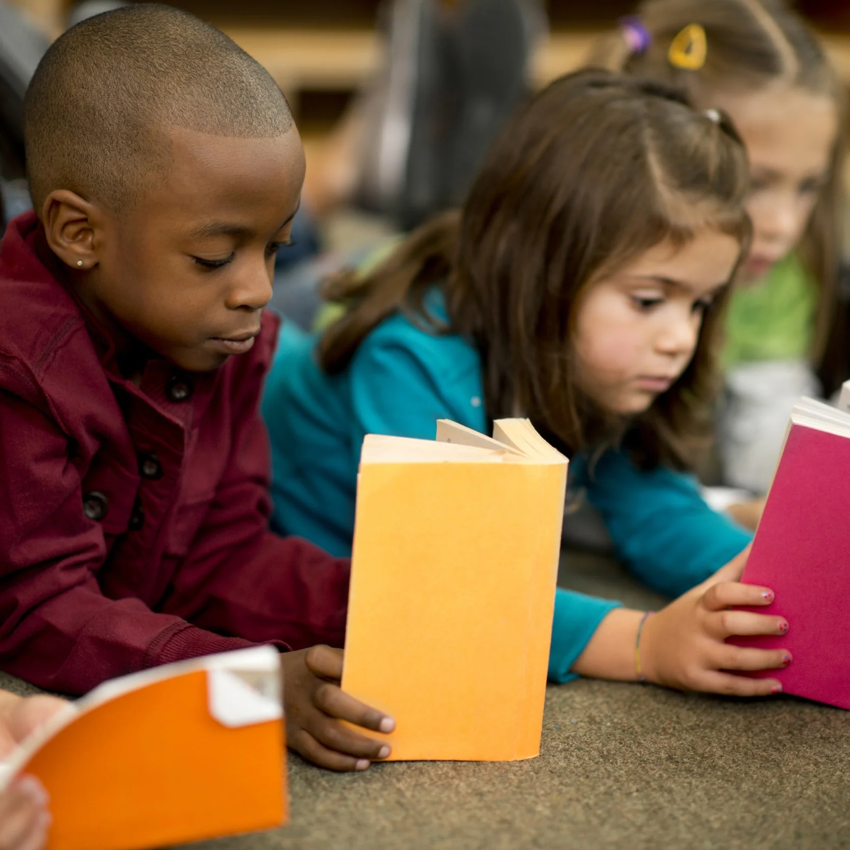 Diverse_kids_reading-2MB.jpg