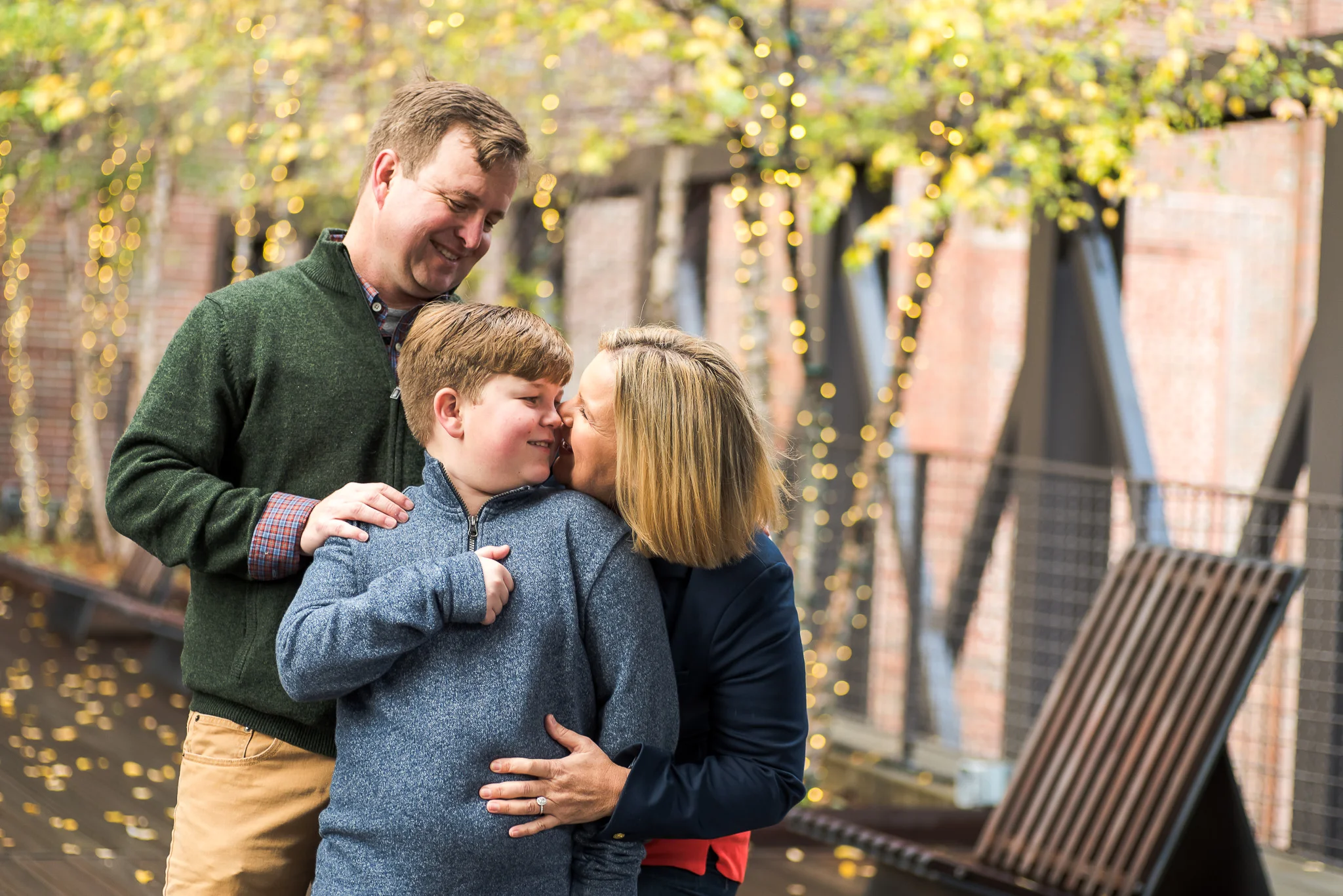 atlanta-family-photographers-mom-dad-son-ponce-city-market-atlanta