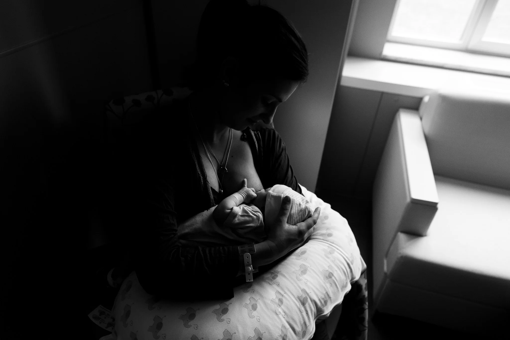 atlanta-family-photographers-fresh-48-newborn-3