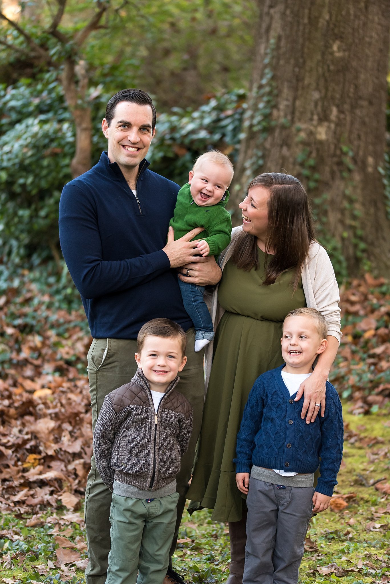 photos-to-take-your-family-session-maryland-family-photographers-tabitha-maegan-photography (2).jpg