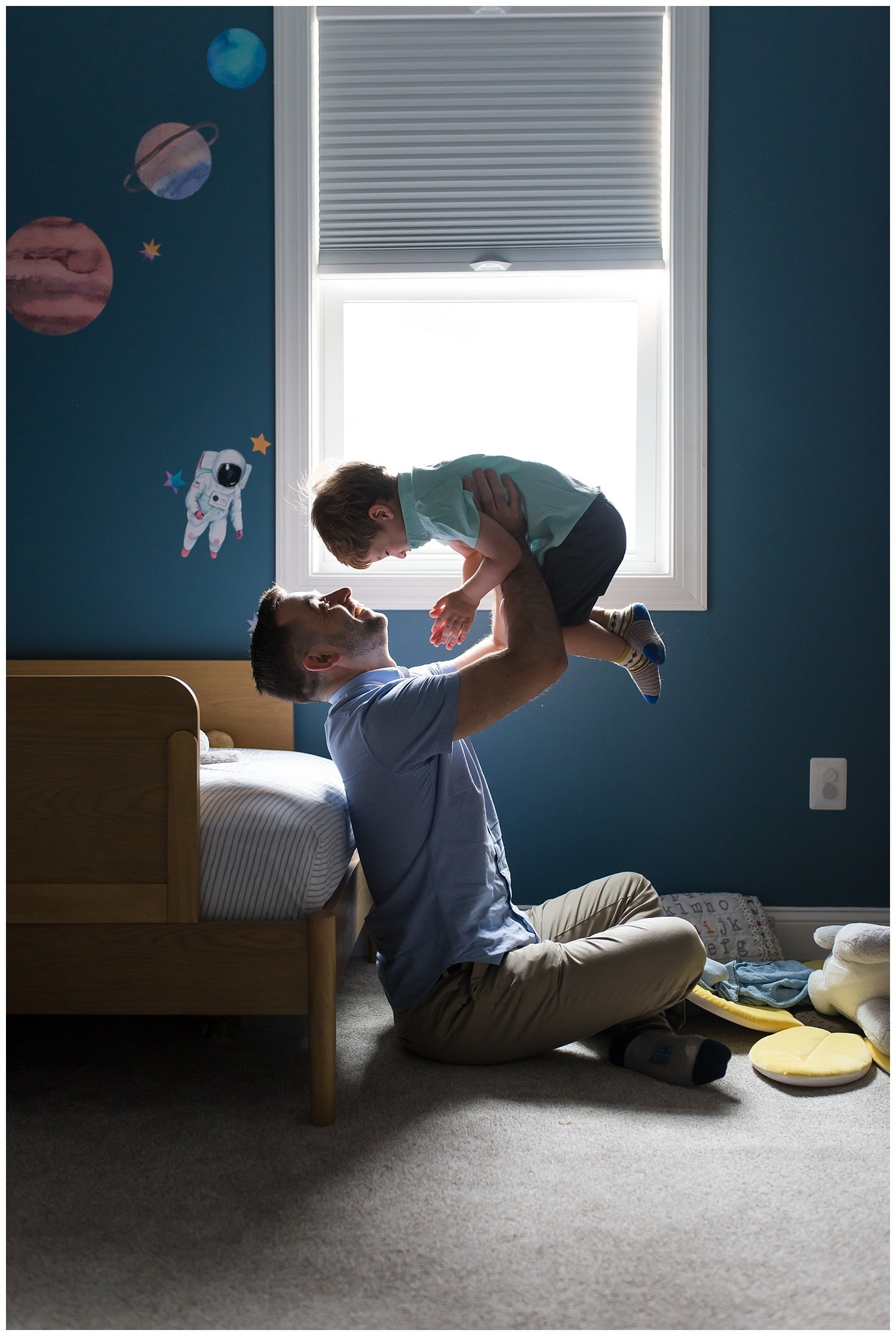 including-whole-family-newborn-session-at-home-dc-newborn-photographers (10).jpg