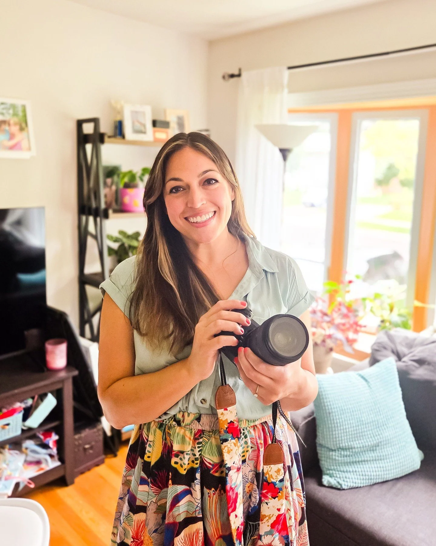 Fall busy season is here! I have limited remaining availability in October for fall sessions - I do have more weekday morning and evening availability if it's something you want to explore!