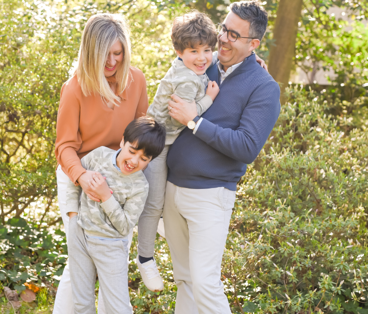 Natural Family Photos in Bethesda, MD | Relaxed Family Photographer