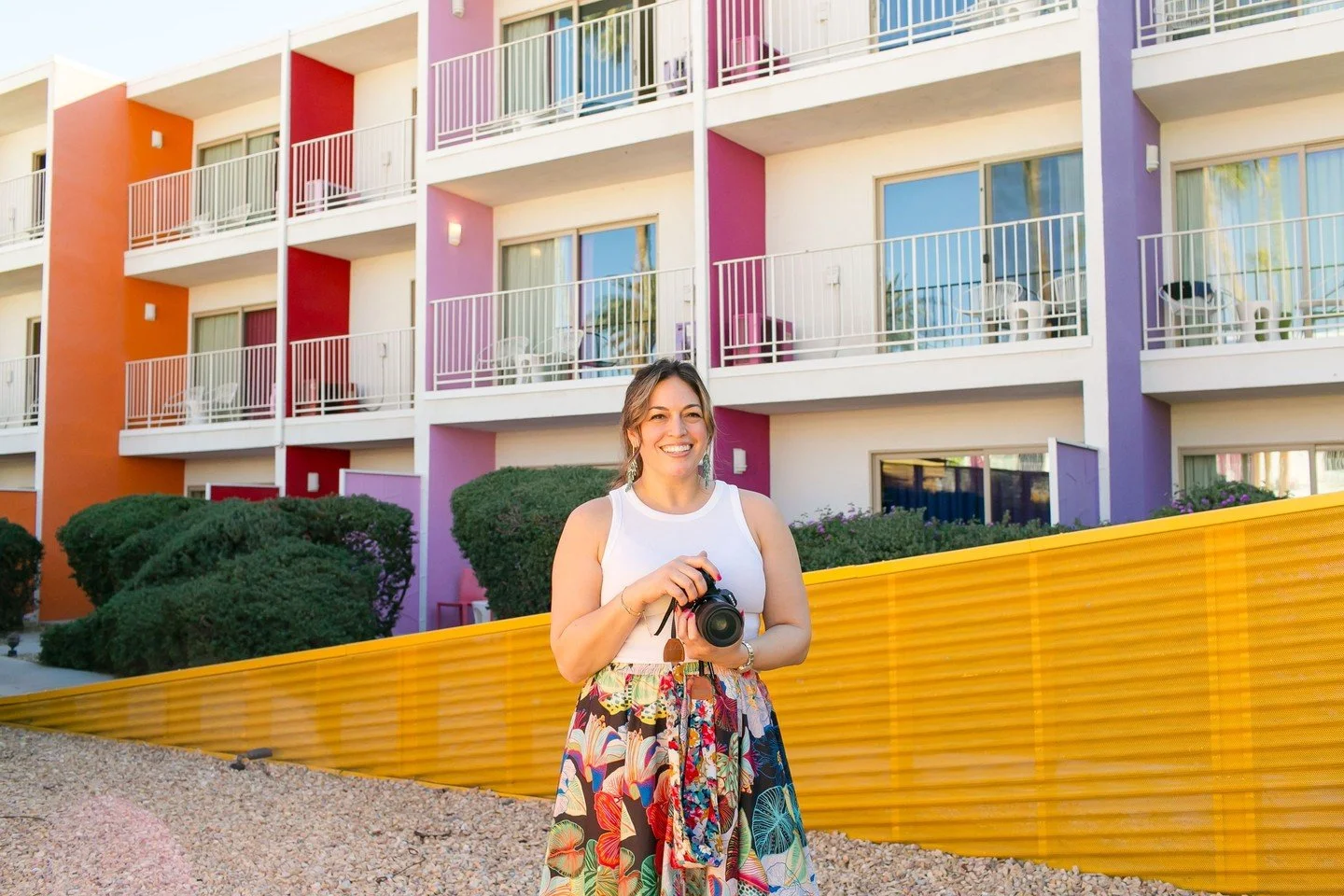 Do you ever see photos of yourself and you're like "yep, that's me!"? ⁣
⁣
That's how I want you to feel when you're getting photos taken with your family. I want you to have fun and enjoy the experience in front of the camera. I also want y