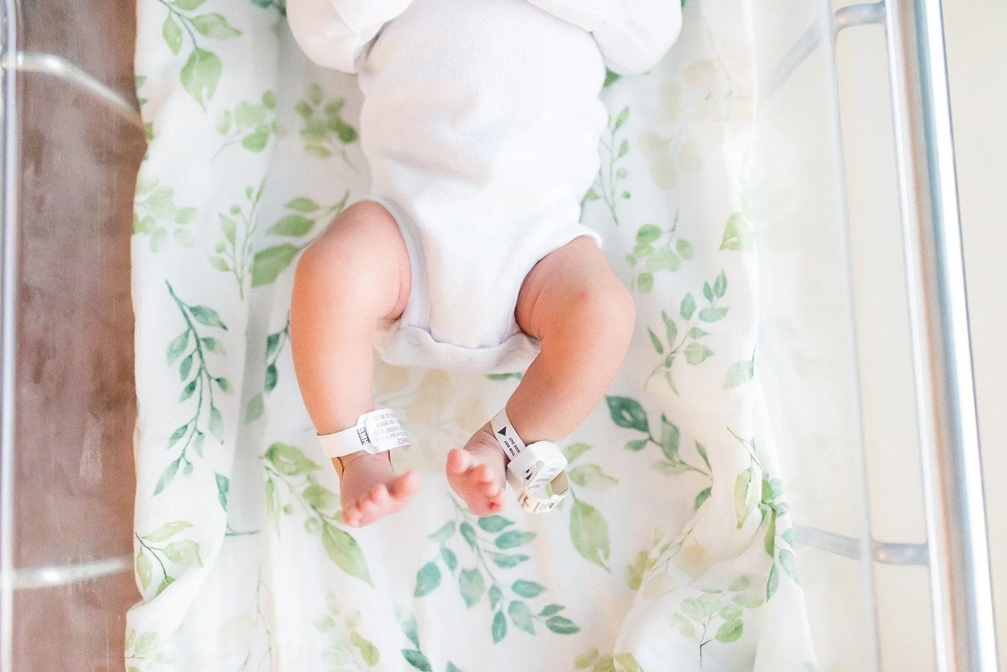 The first hours with a new baby feel like a complete blur. That's one of the things I love most about Fresh 48 sessions. They're meant to freeze this time so that later you can go back and relive the little details such as the wrinkly skin, the hospi
