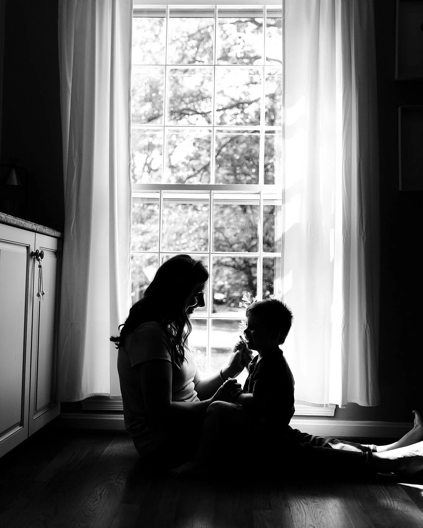 Who else loves a dramatic black and white window photo? Me Me Me!!