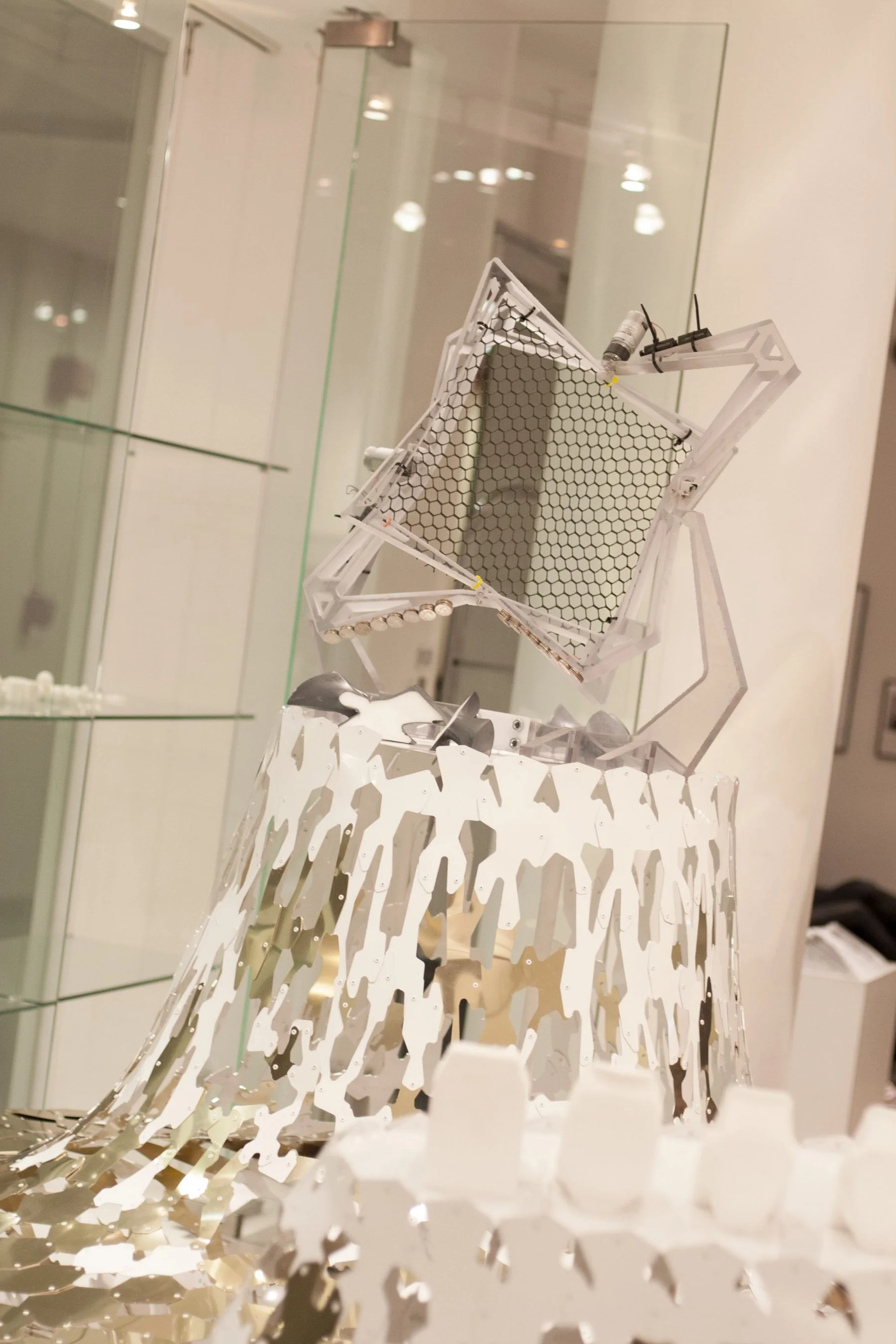 Bits-and-Pieces-Exhibit-byAMT-MaterialConnexion-Exhibit-1-1-1800x2700.jpg