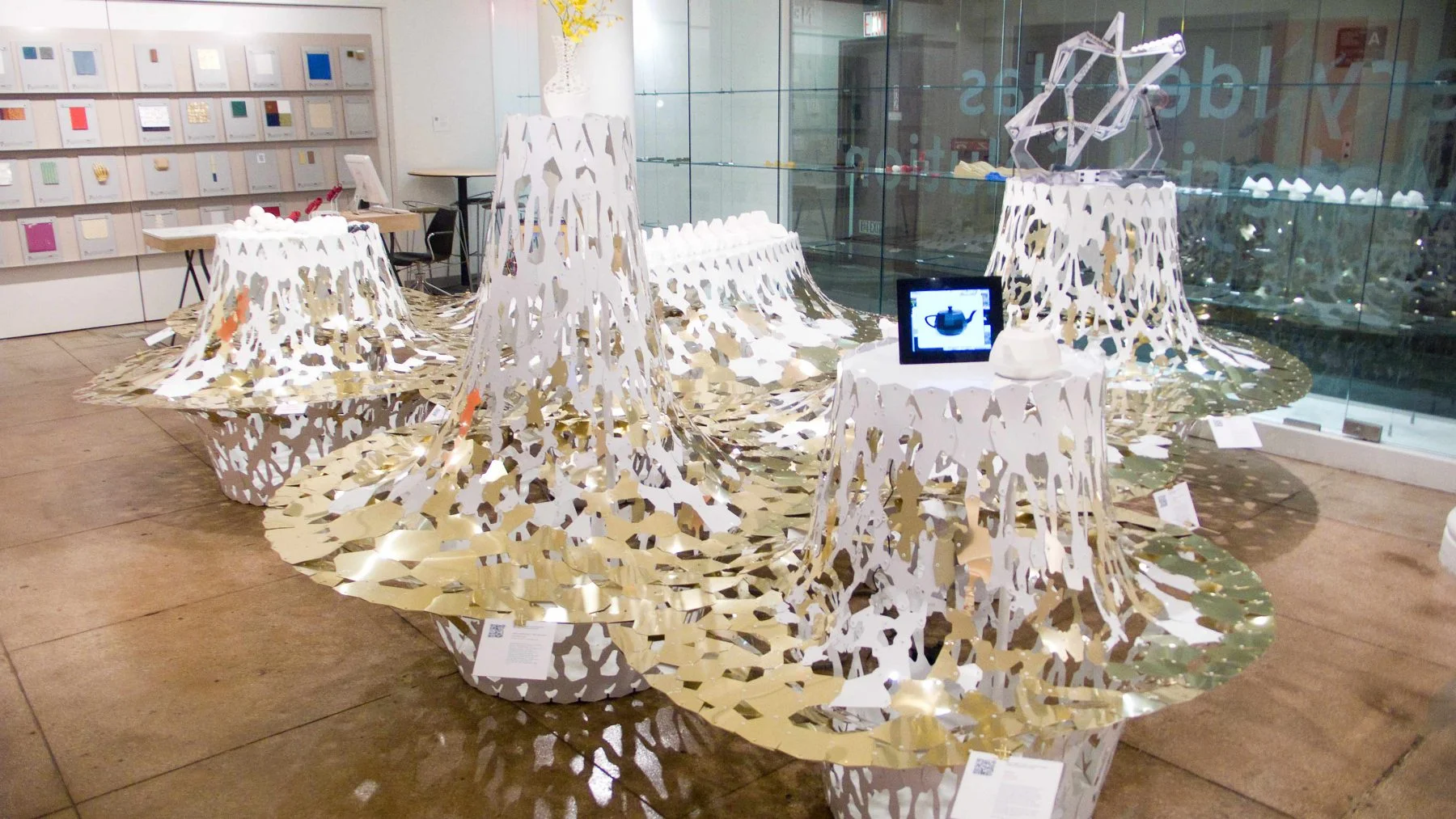 Bits-and-Pieces-Exhibit-byAMT-MaterialConnexion-MichaelSurtees-1-1800x1013.jpg