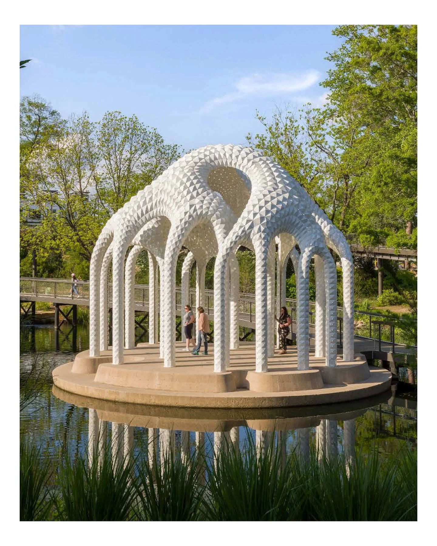 L&rsquo;&icirc;le Folie - a classical topology, that we softened into a graceful, doubly curved structure.
.
.
.
#THEVERYMANY #lilefolie #architecturalfolly #contemporaryarchiteture #landscapearchitecture #publicart #organicforms #doublycurved #desig