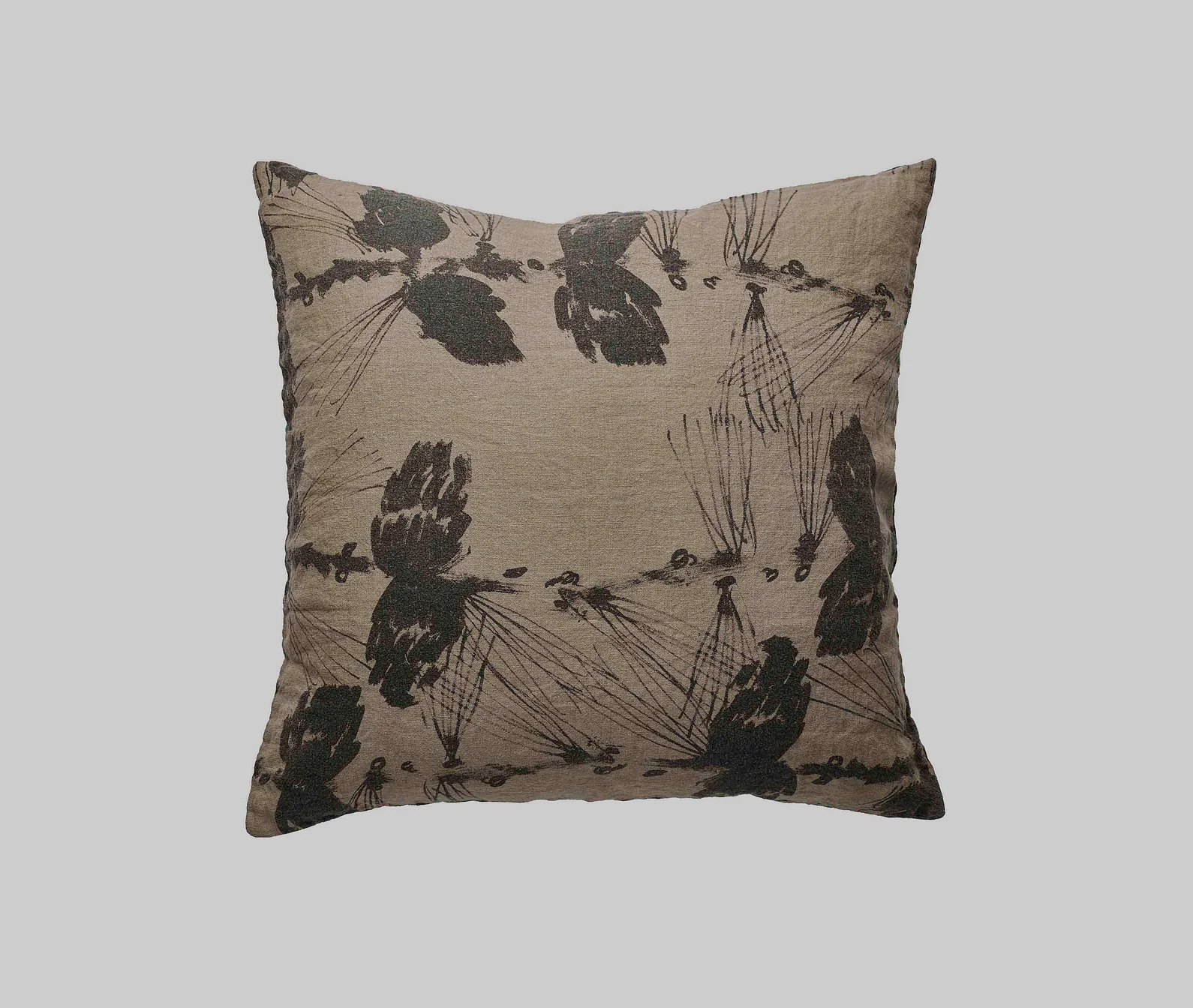 MUISTO • pattern design • linen cushion cover / image: Anno Collection