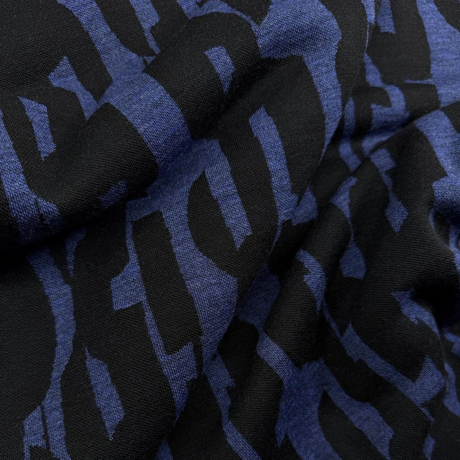  ESCAPE • pattern design in merino wool knit 