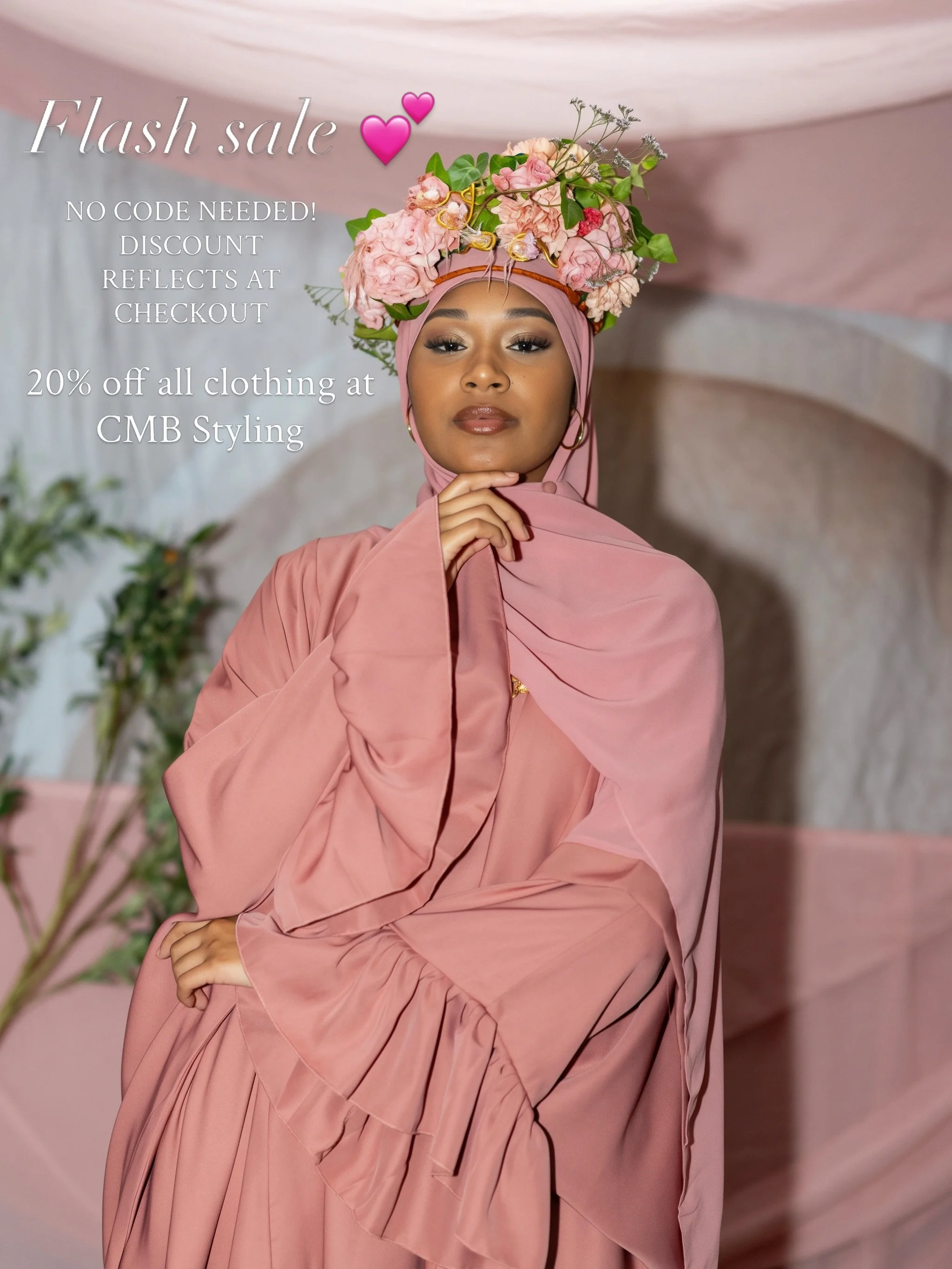 24 HRS ONLY 💕 Starting now till tomorrow at midnight EST . Cuz the long weekend makes you feel like shopping doesn&rsquo;t it? 🎁

All my clothing is nursing friendly, modest fitting on a range of body types, and matching hijabs

Polka dot set and B
