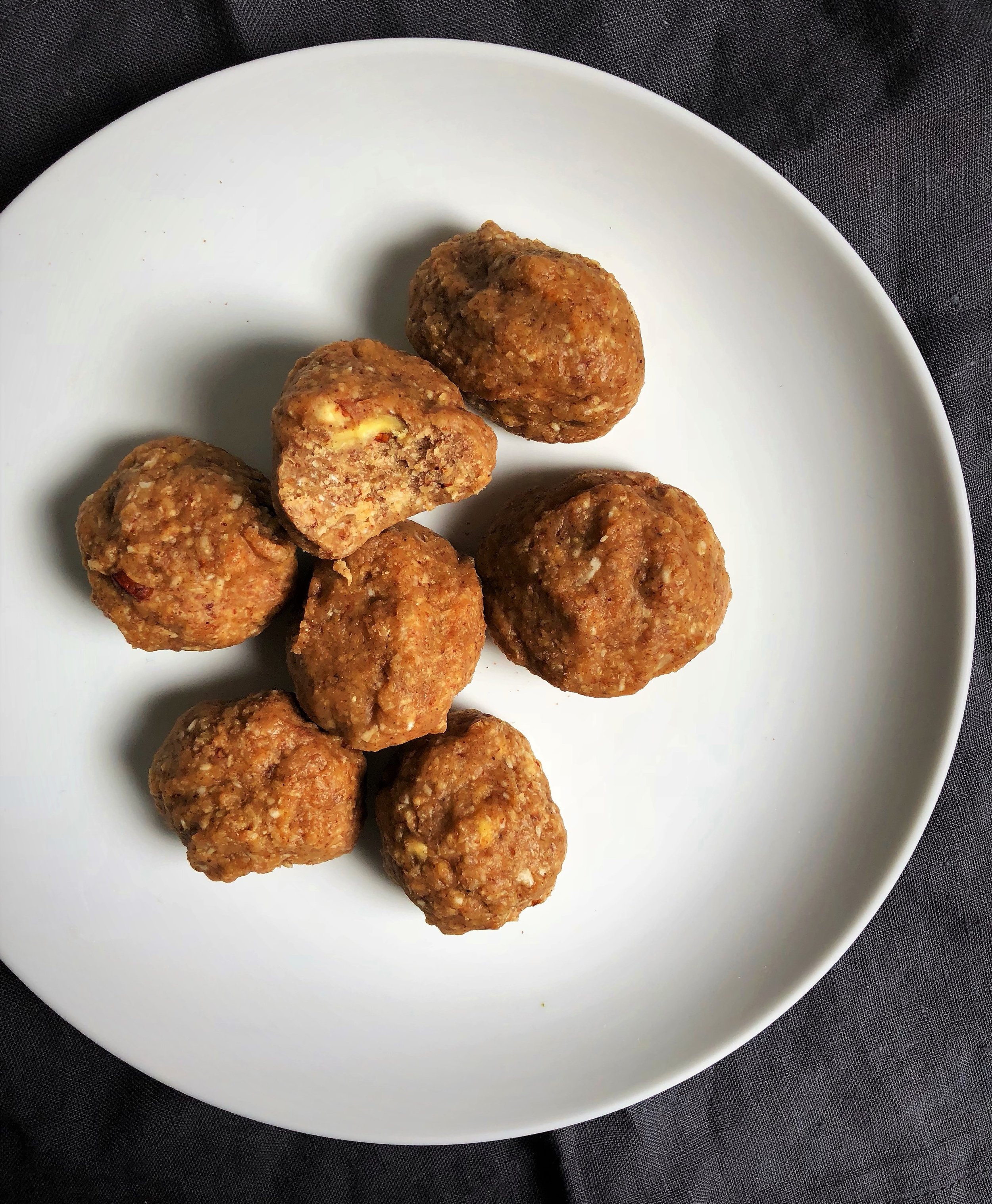 Maple Pecan Freezer Balls