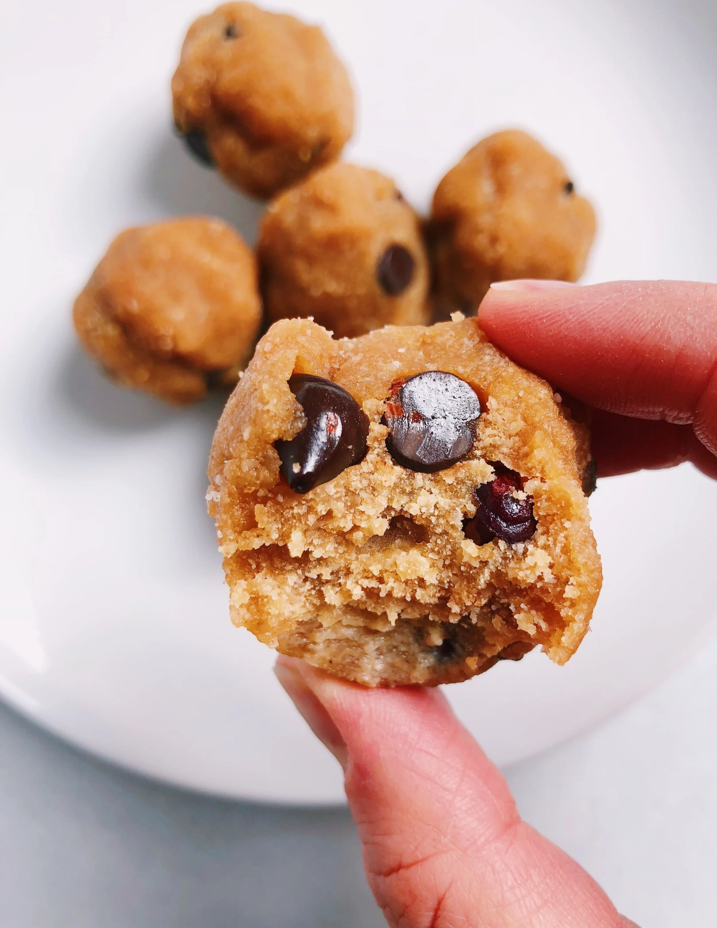 Peanut Butter Chocolate Chip Freezer Balls