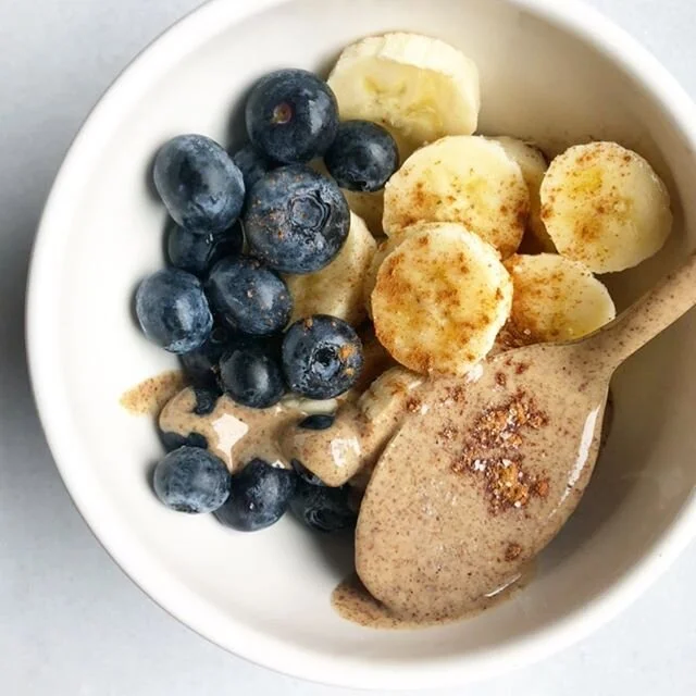 The simple habit of making your bed every morning ✨ it takes less than a minute and somehow has the power to transform your entire morning. 
Jake inspired this daily habit when we first started dating.
It&rsquo;s now a part of our morning routine, th