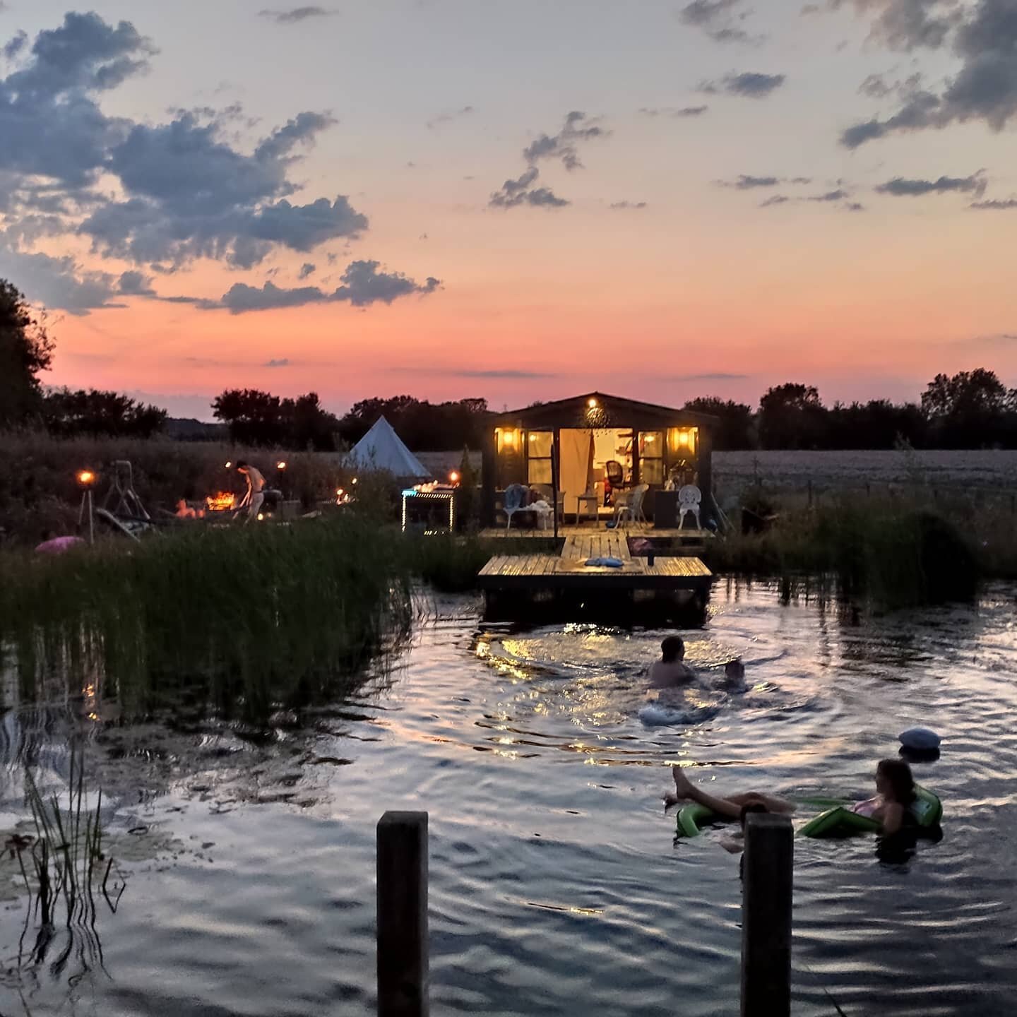 Glorious evening at the swimming pond in sunny Suffolk.