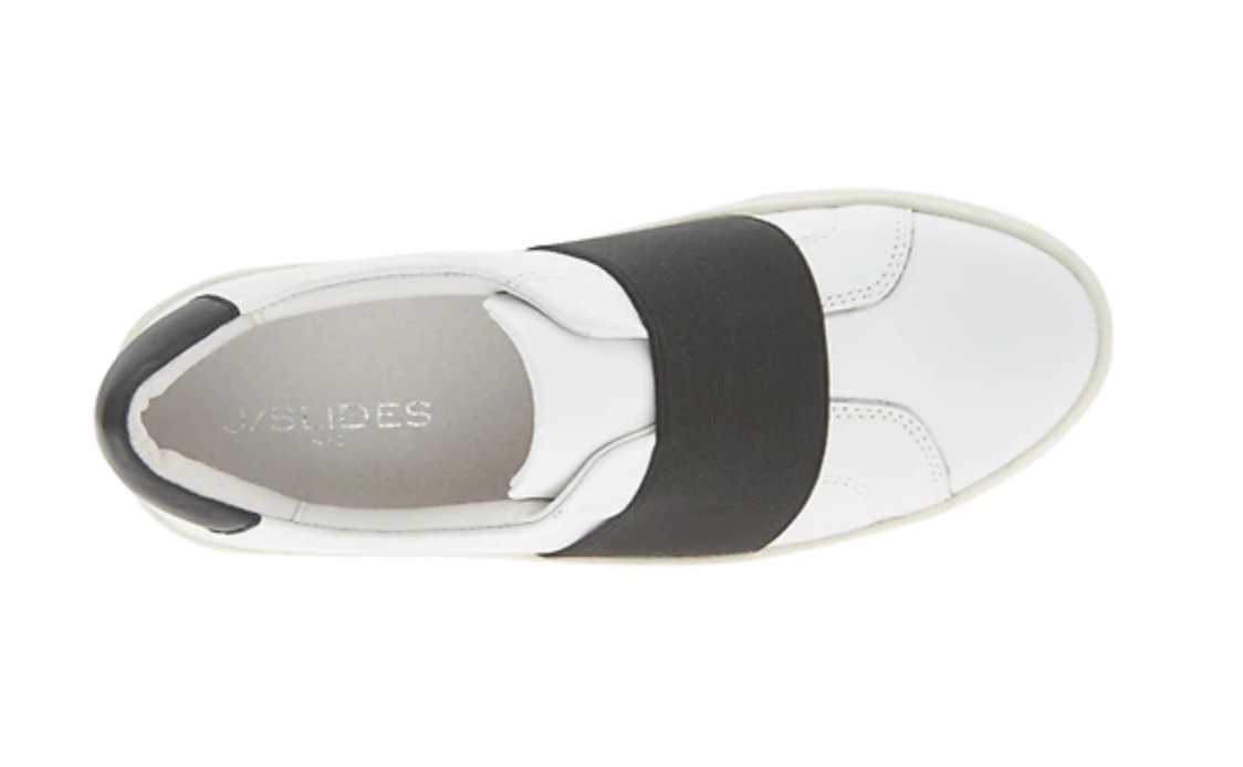 I’d be happy wearing this shoe from Athleta with these pants.