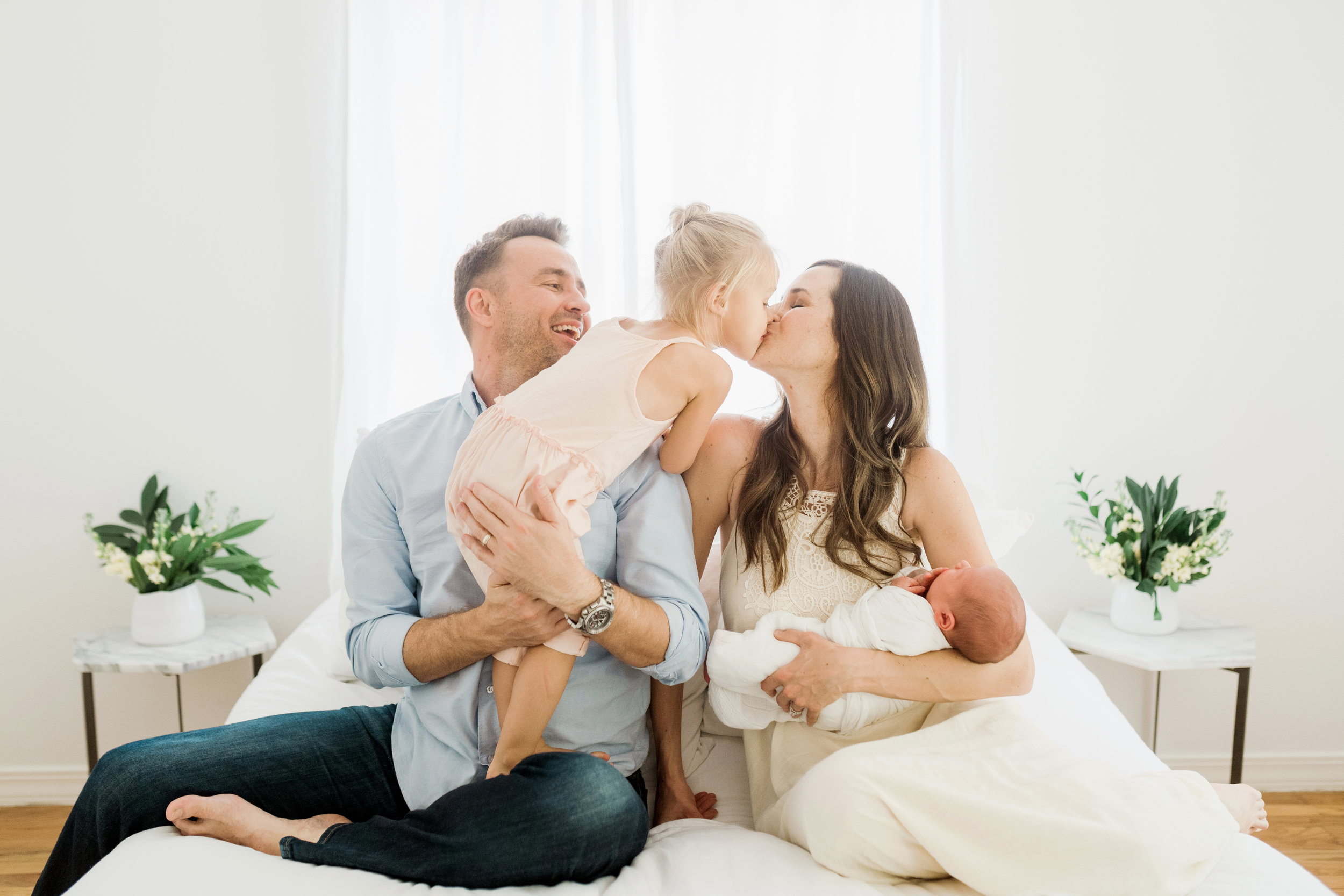 austin texas  lifestyle newborn photographer