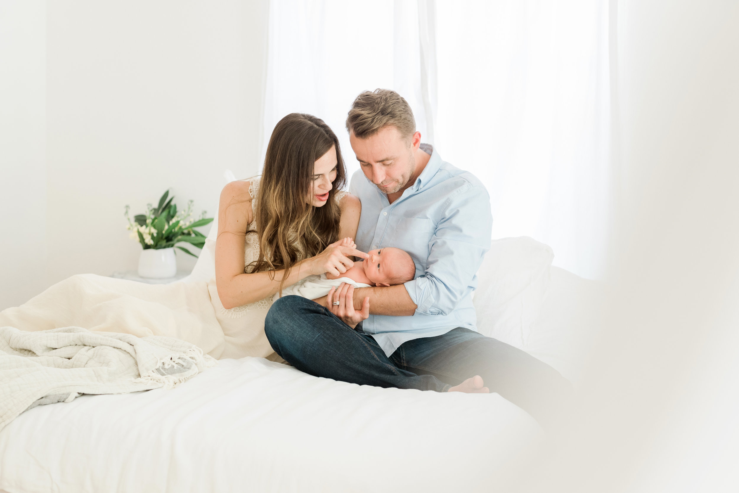 austin texas  lifestyle newborn photographer