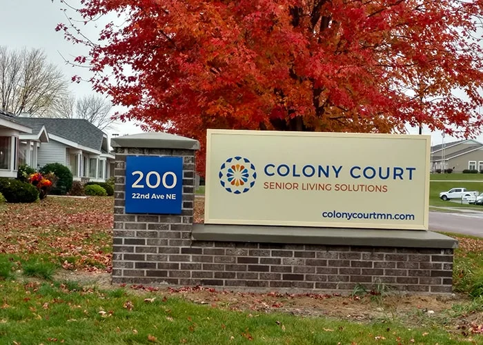 ColonyCourt-Ext-Sign-web-min.jpg