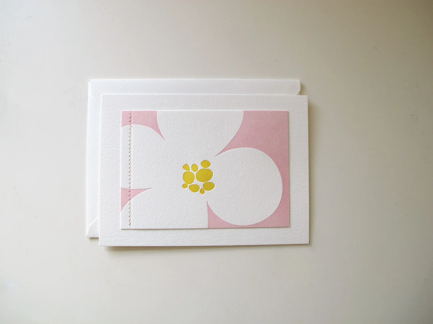 magnolia . box . note