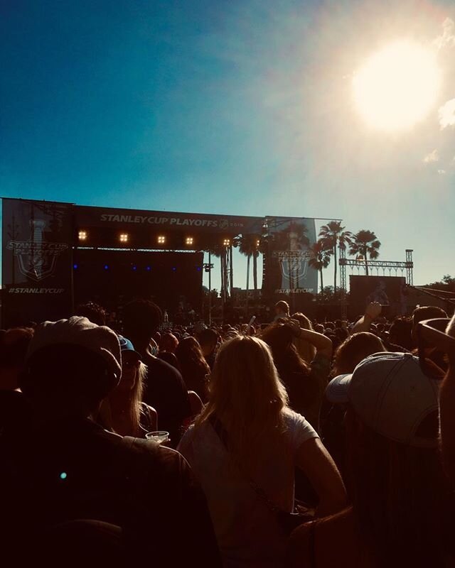 NHL Playoffs get loud!  #CagetheElephant under the Tampa sun to kick off the Lightning game. Strong start!