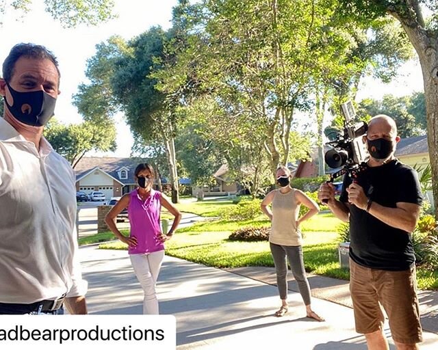 #Repost @madbearproductions with @make_repost
・・・
A quick pose from the Mad Bear team before shooting a new national commercial for @valsparpaint ... whatcha think of the new masks? #VideoStorytelling #Authenticity