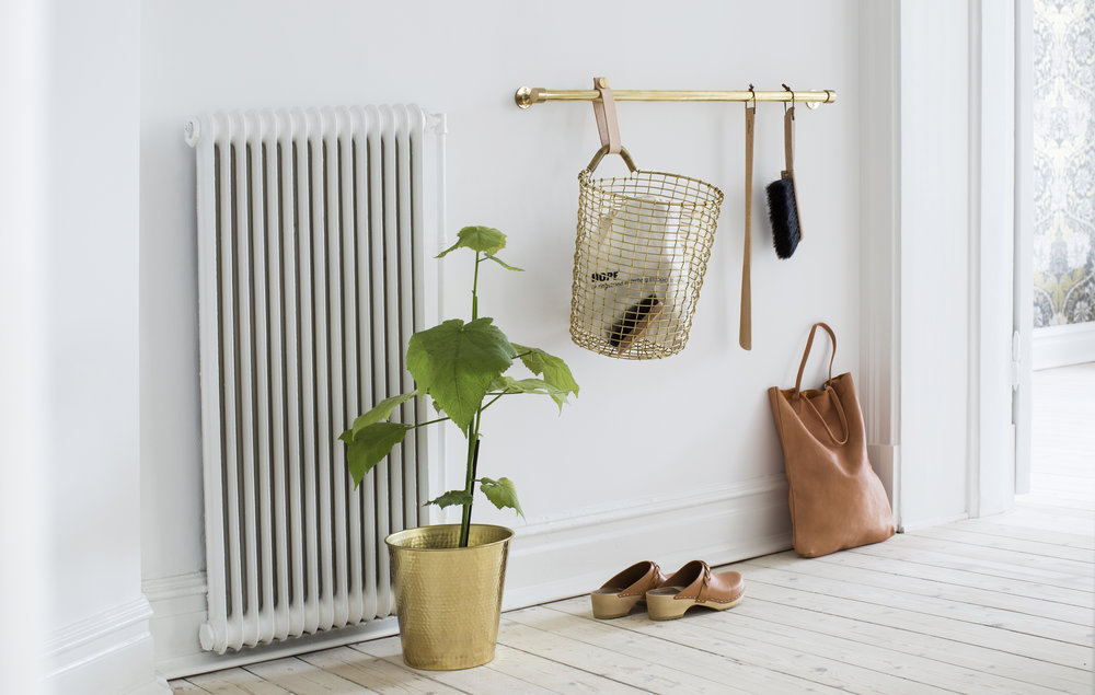 Bin+18+brass+-+Hallway.jpg