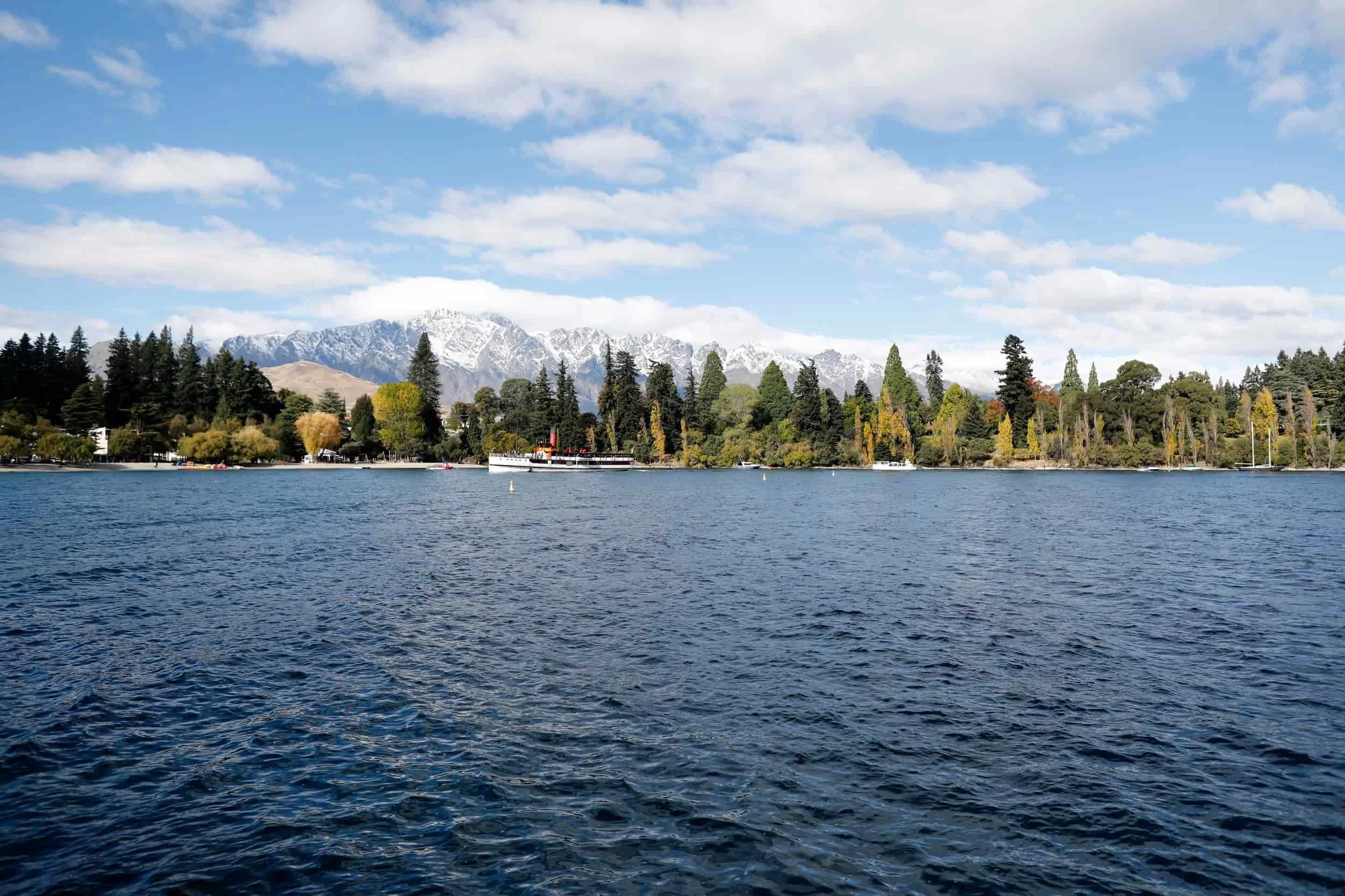 Views of Lake Wakatipu in Queenstown