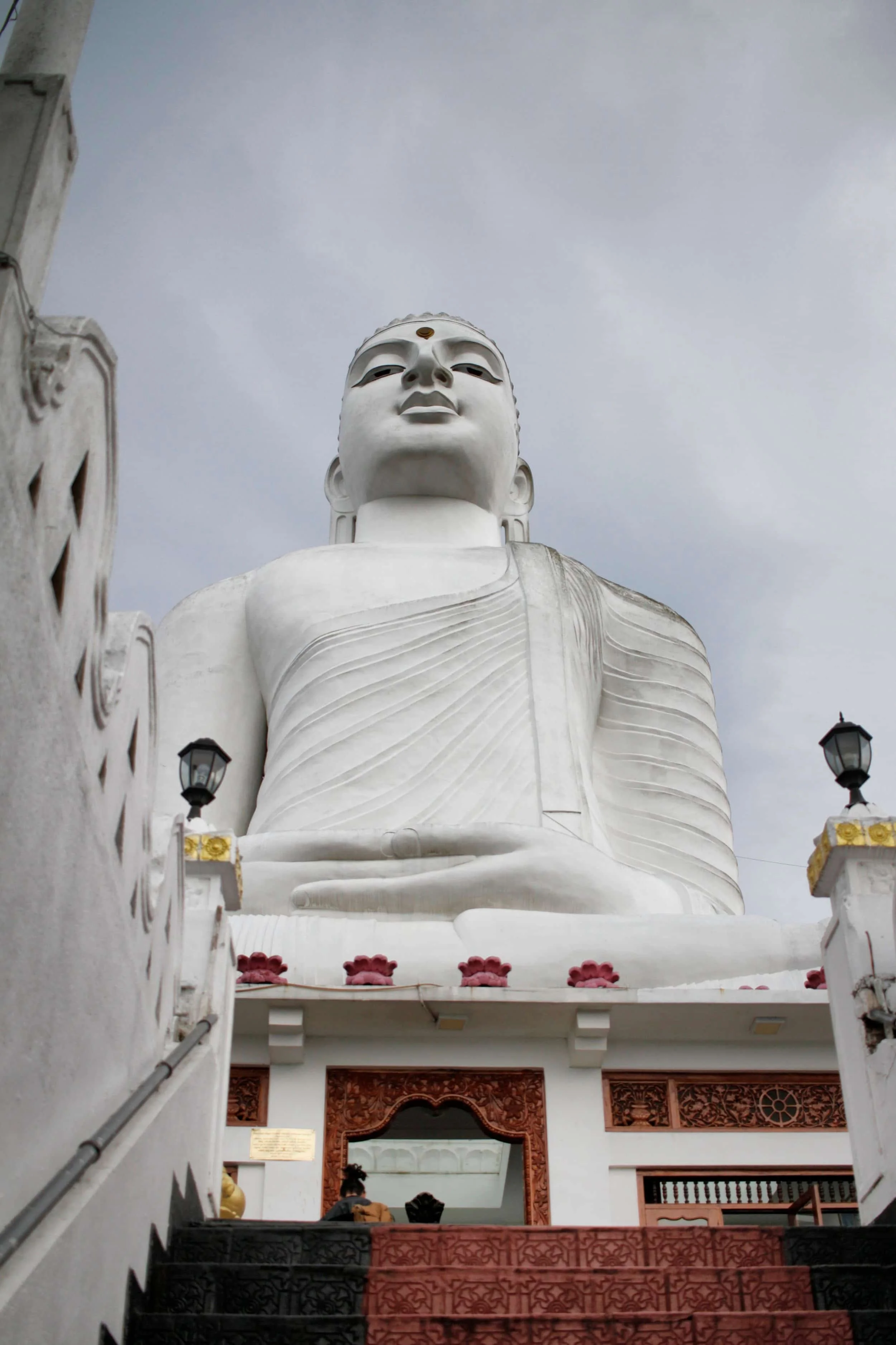 Kandy’s Giant Buddha — Bahirawakanda Vihara Buddha Statue