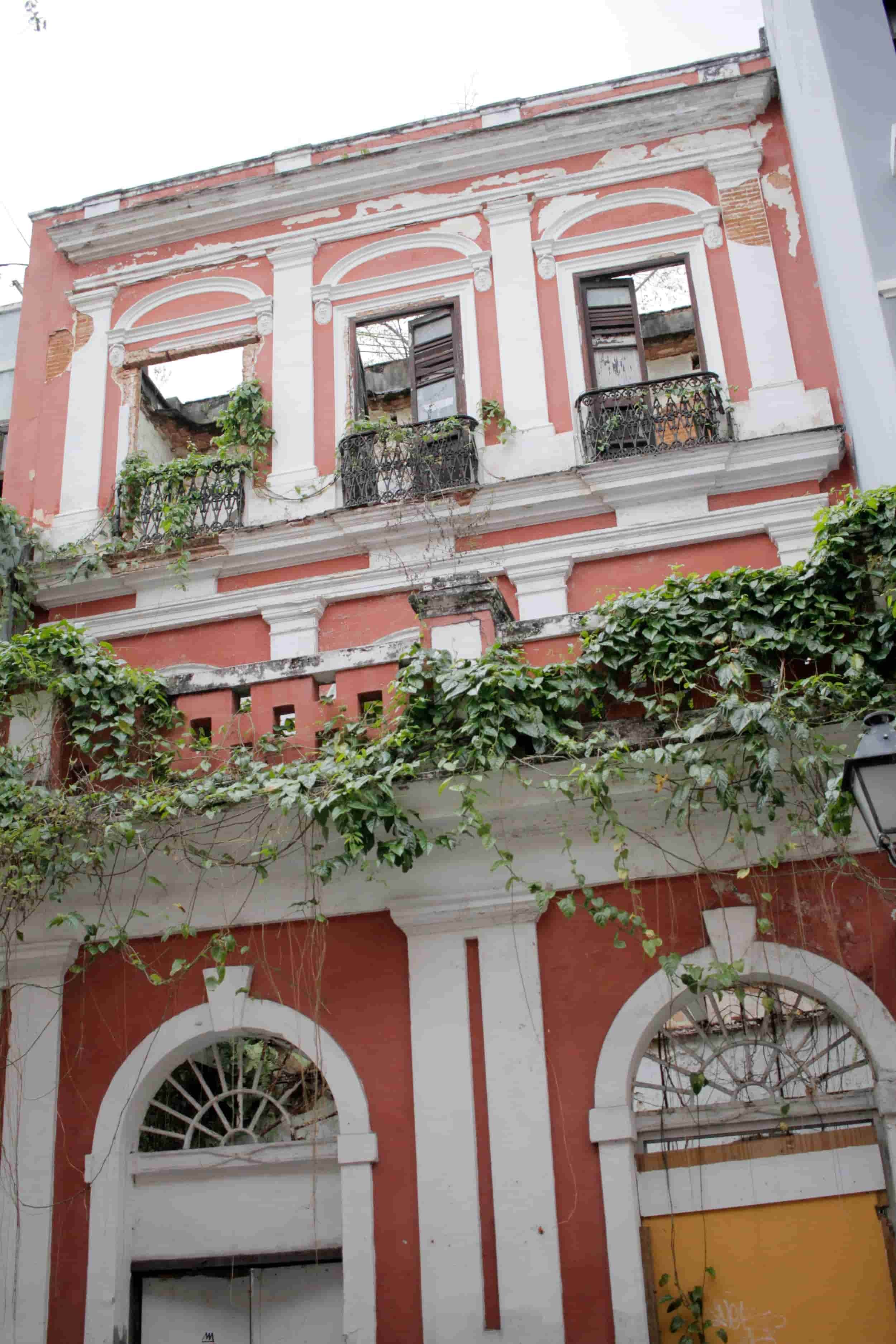 Colorful architecture of Viejo San Juan PR
