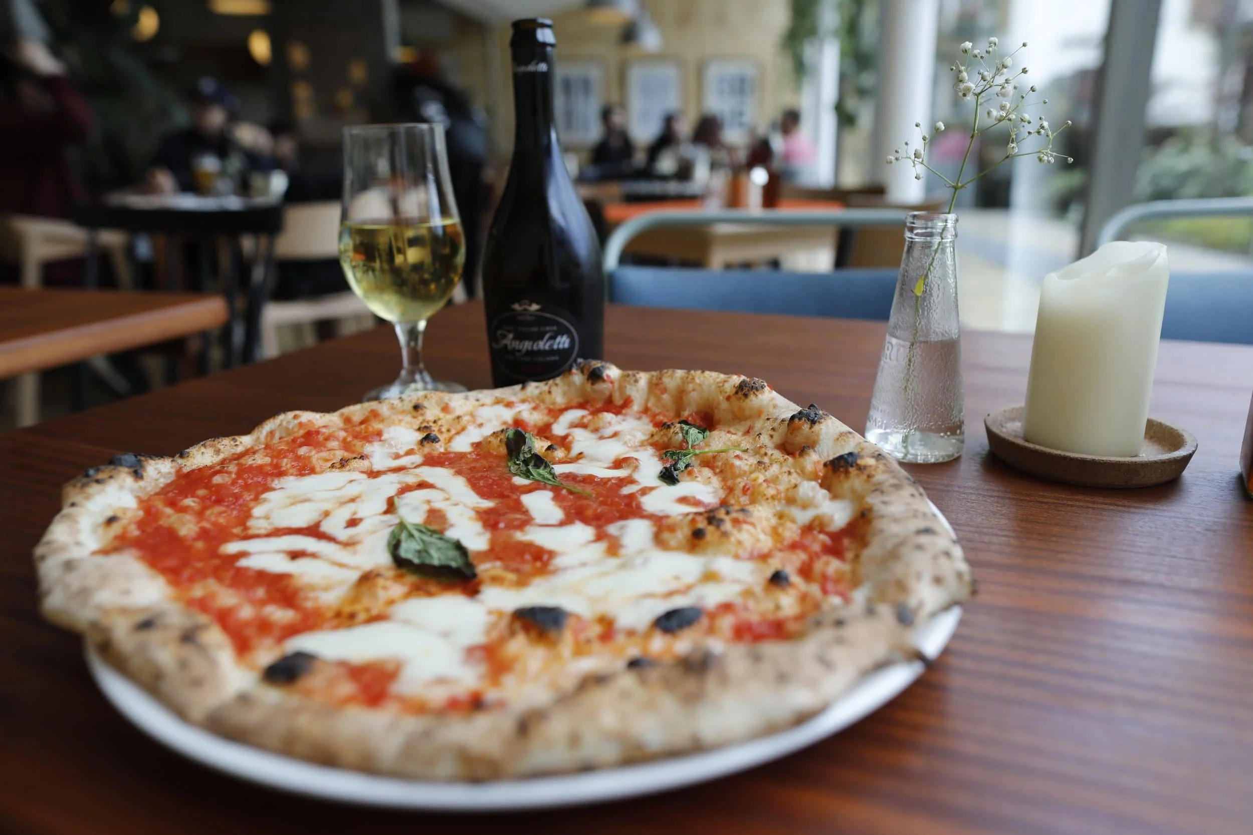 Rudy's Pizza in London