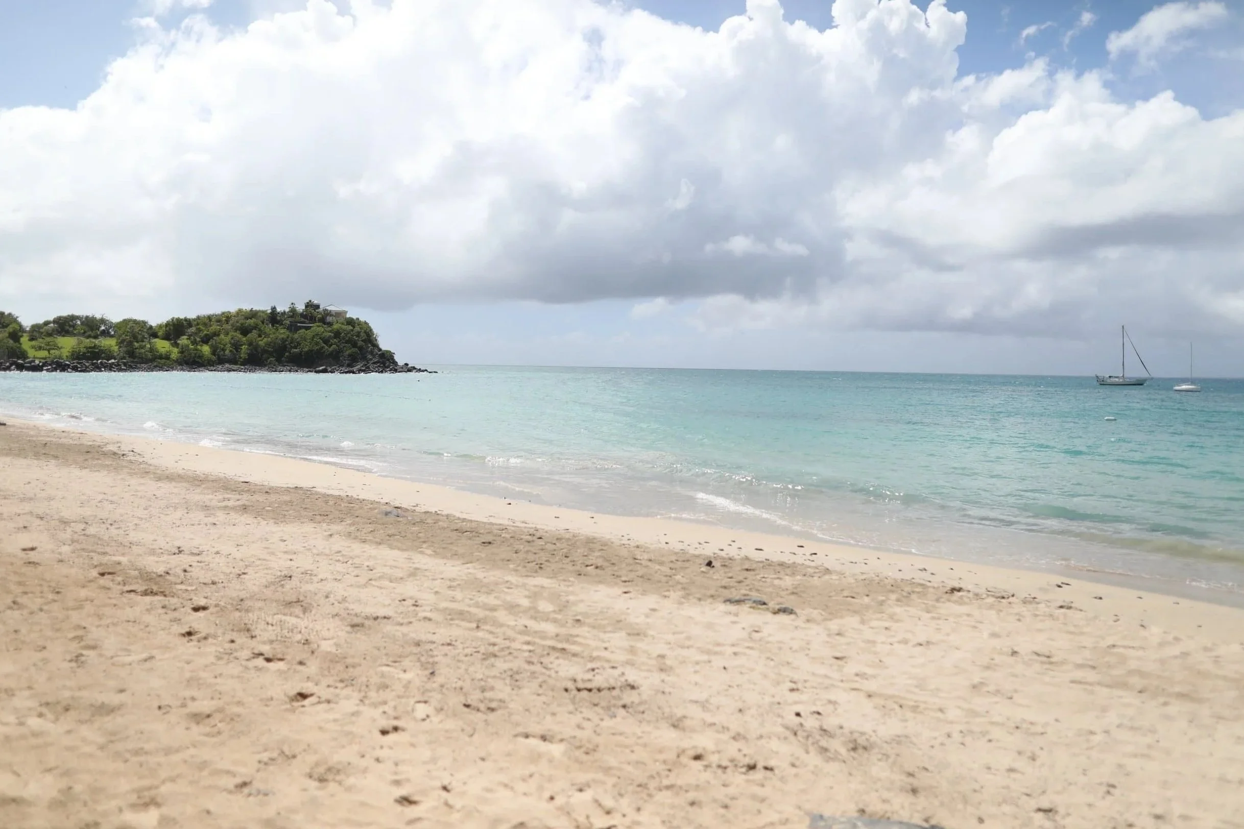 Friar's Bay Beach in Saint Martin
