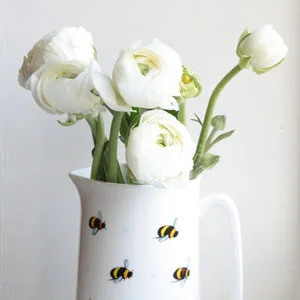 medium+(white)+busy+busy+bumble+bee+jug.jpg