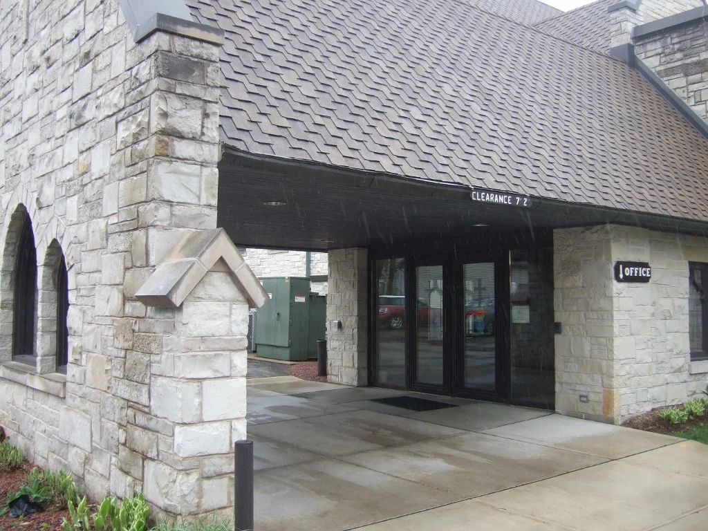 Carport (1024x768).jpg