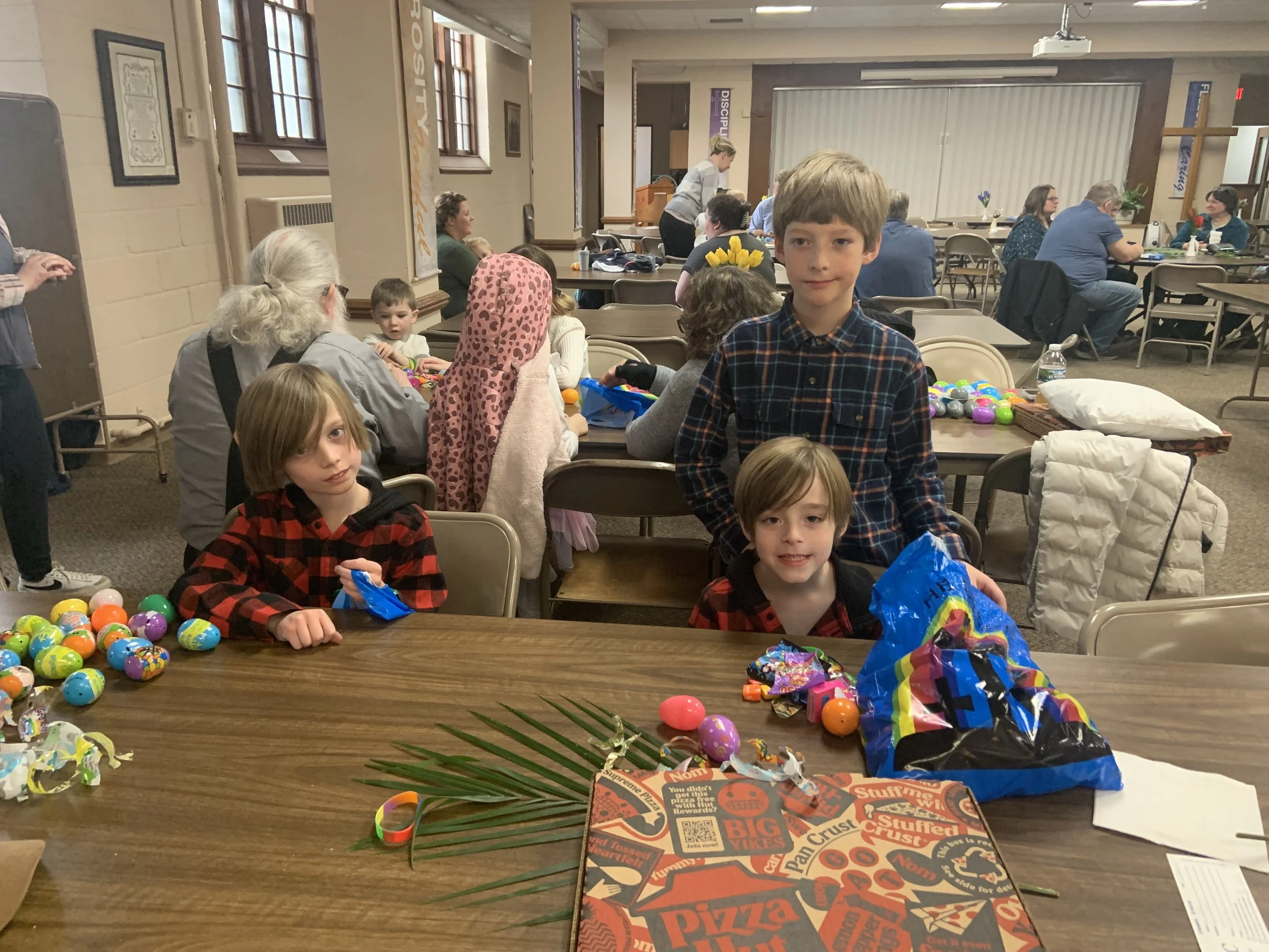 Palm Sunday & Easter Egg Hunt Apr 2025 — First Lutheran Church