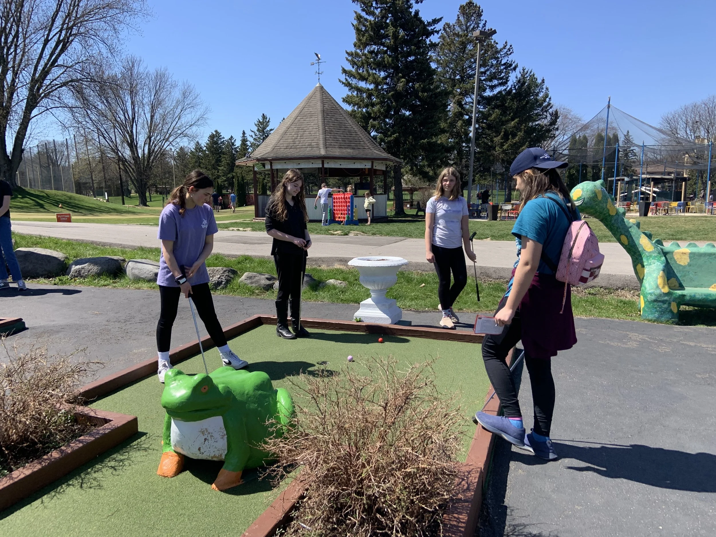 FLC Youth Mini Golf