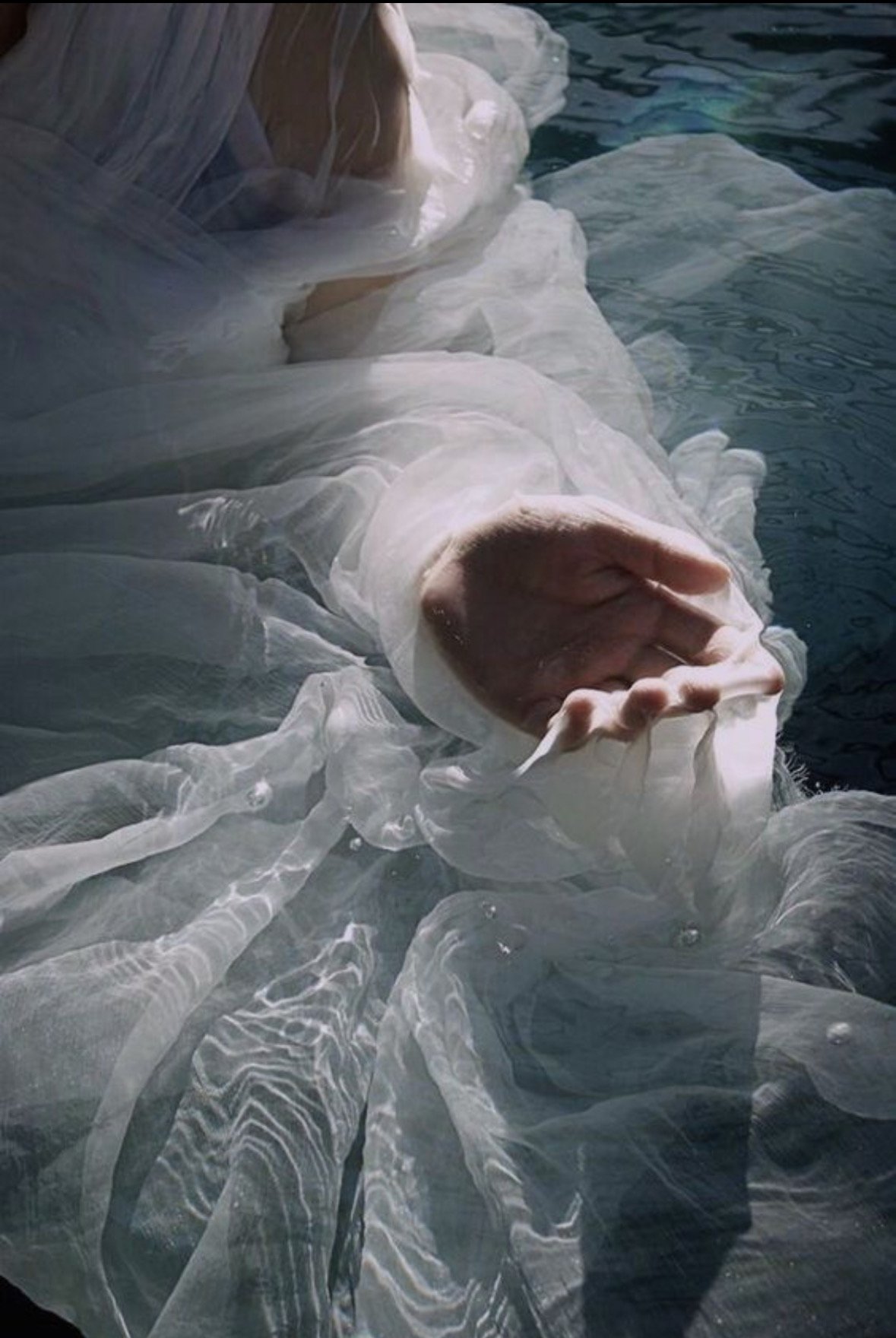 FLOWING ALIVENESS ~ New Moon Tea Ceremony ~ CANCER
