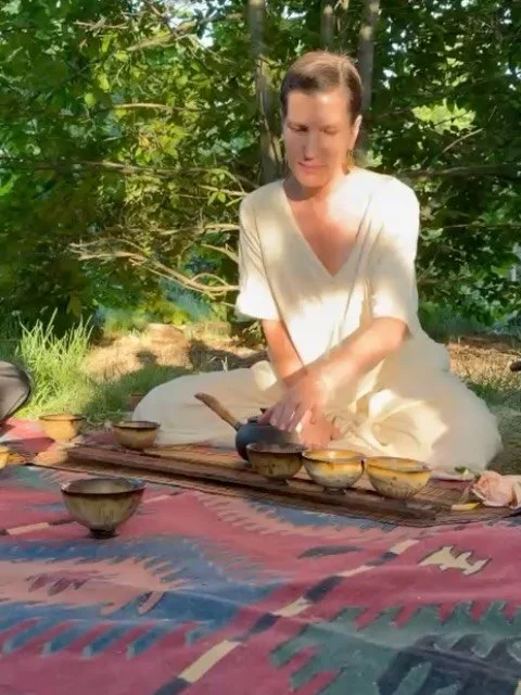 Two days of tea ceremonies in nature under an ancient tree that held us so lovingly. What an incredible group of guests - I am so touched and honoured by everyone who chooses to spend their time with tea. What a beautiful choice to spend time in shar