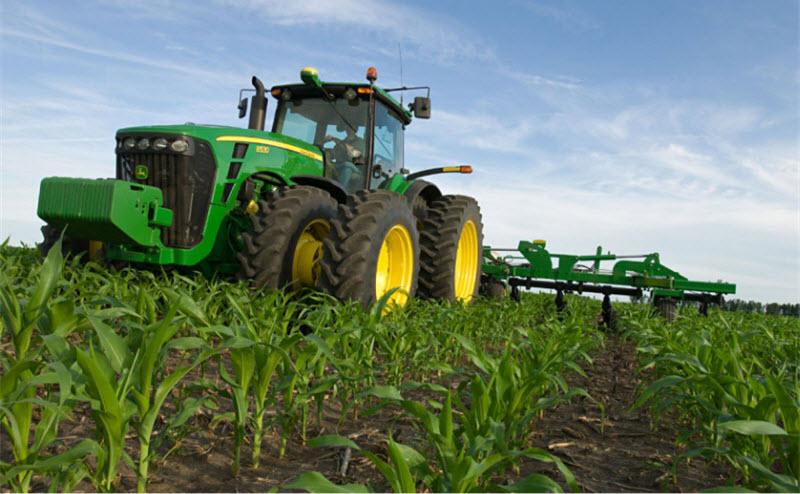 Photo courtesy of John Deere. 