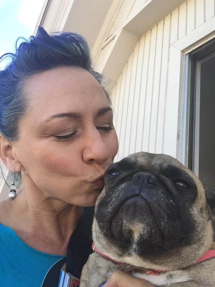 Clementine kiss.jpg