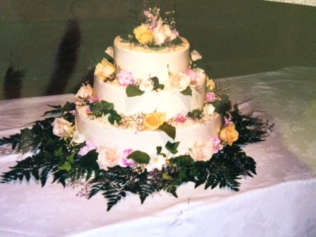 3_tier_wedding_cake.jpg