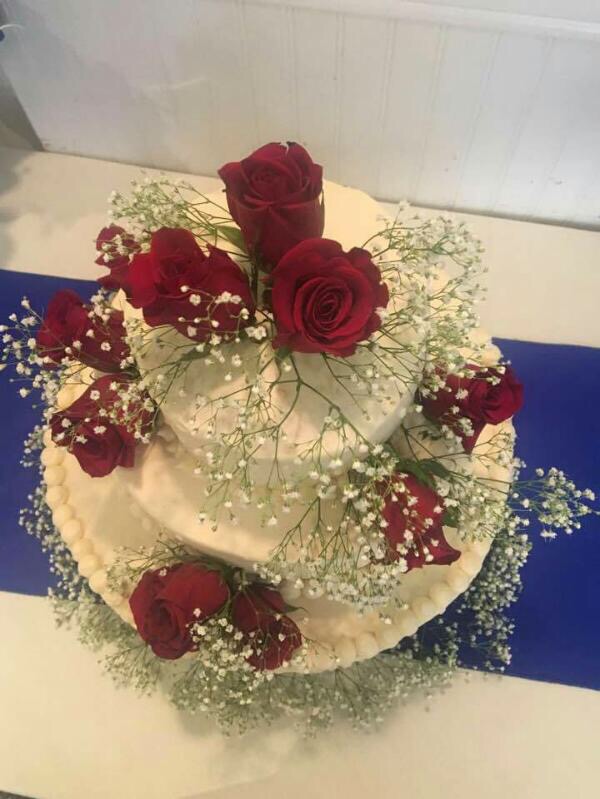 rose_wedding_cake.JPG