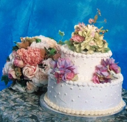 floral_wedding_cake.jpg