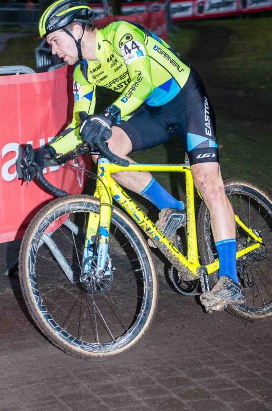 Michael van den Ham races to a 30th place finish in the elite men's race at Parkcross Maldegem. Photo: Kurt Van Hout.