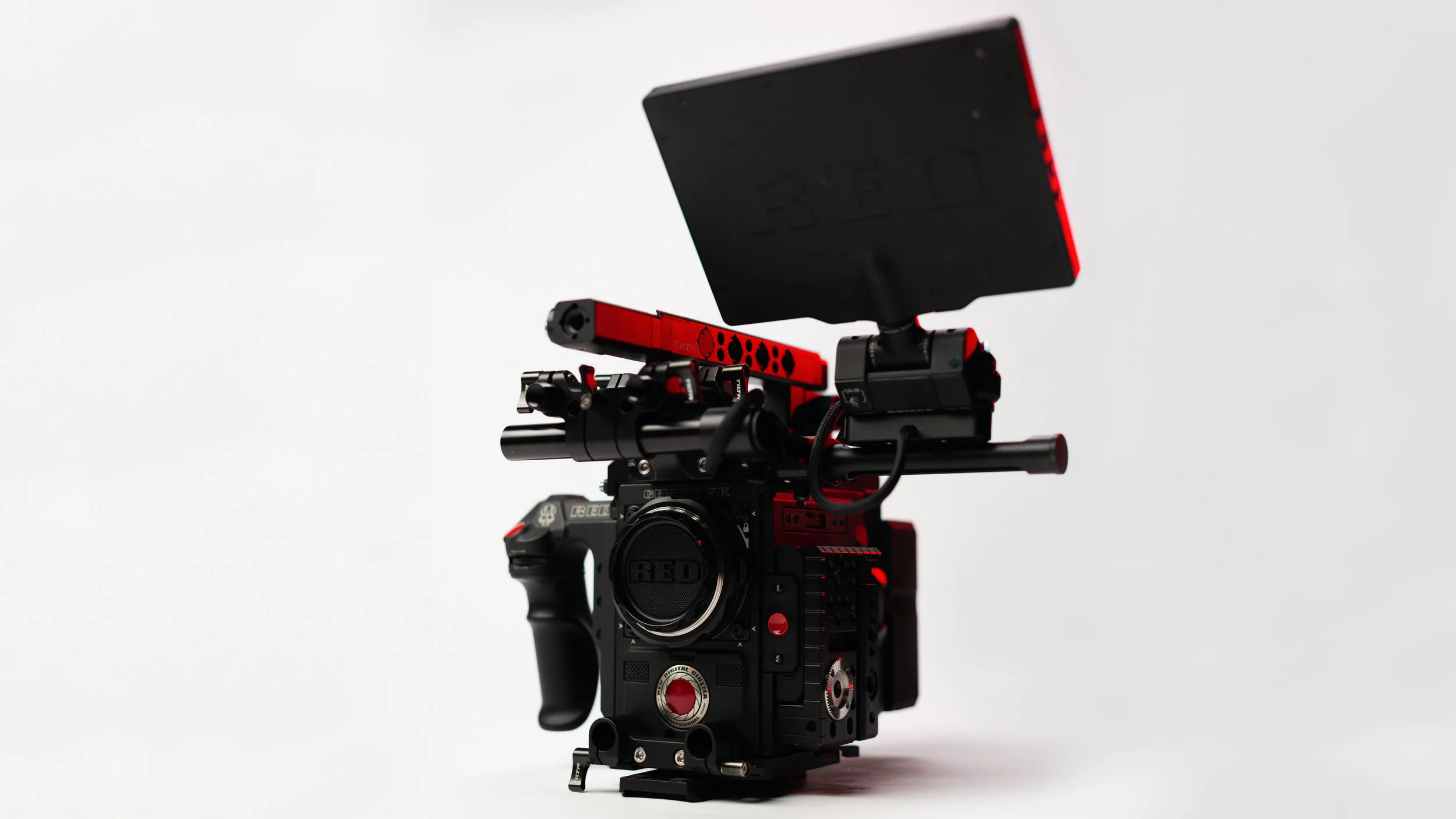 Widescreeen Red2.jpg