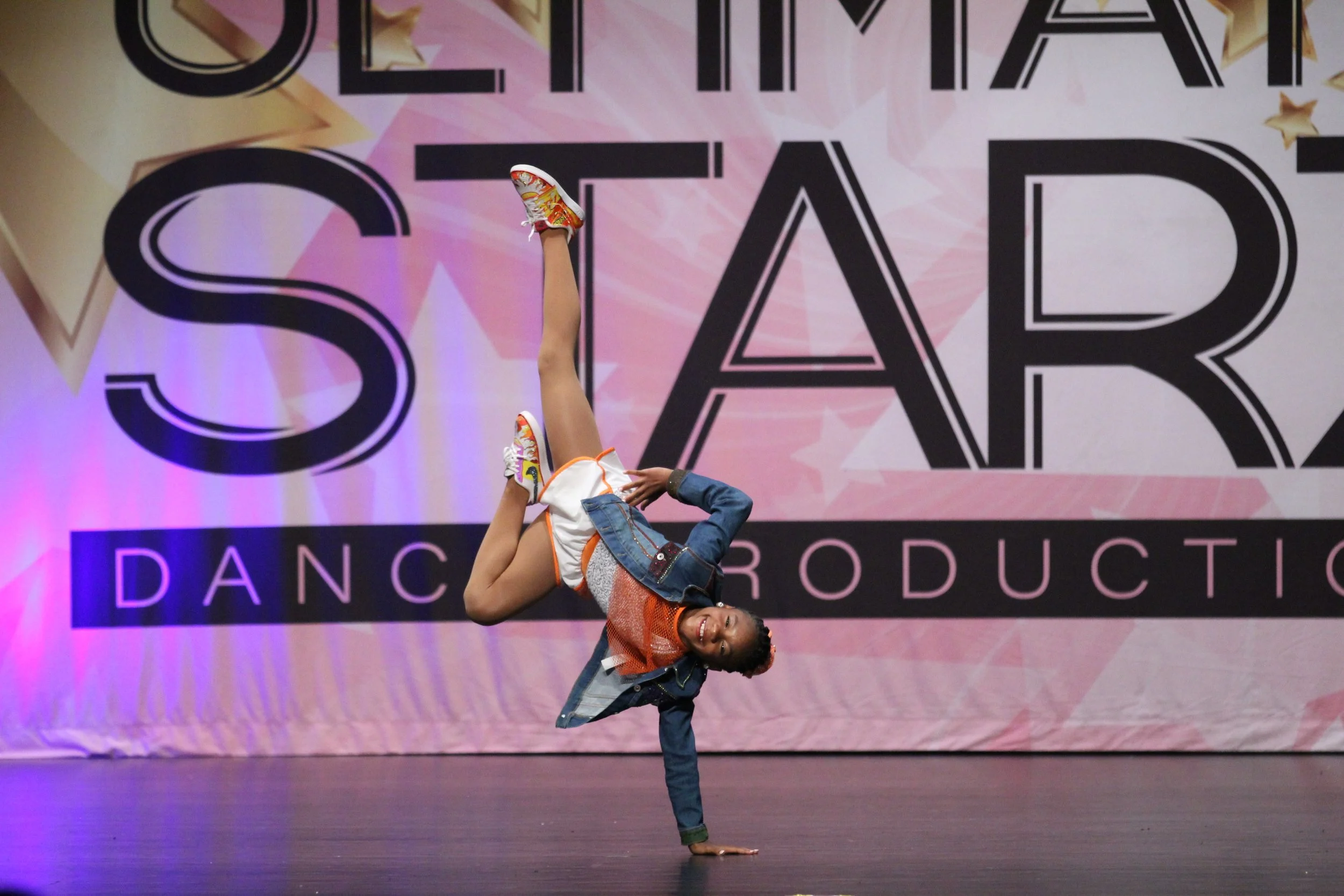 Jordyn great BGirl Pic.JPG