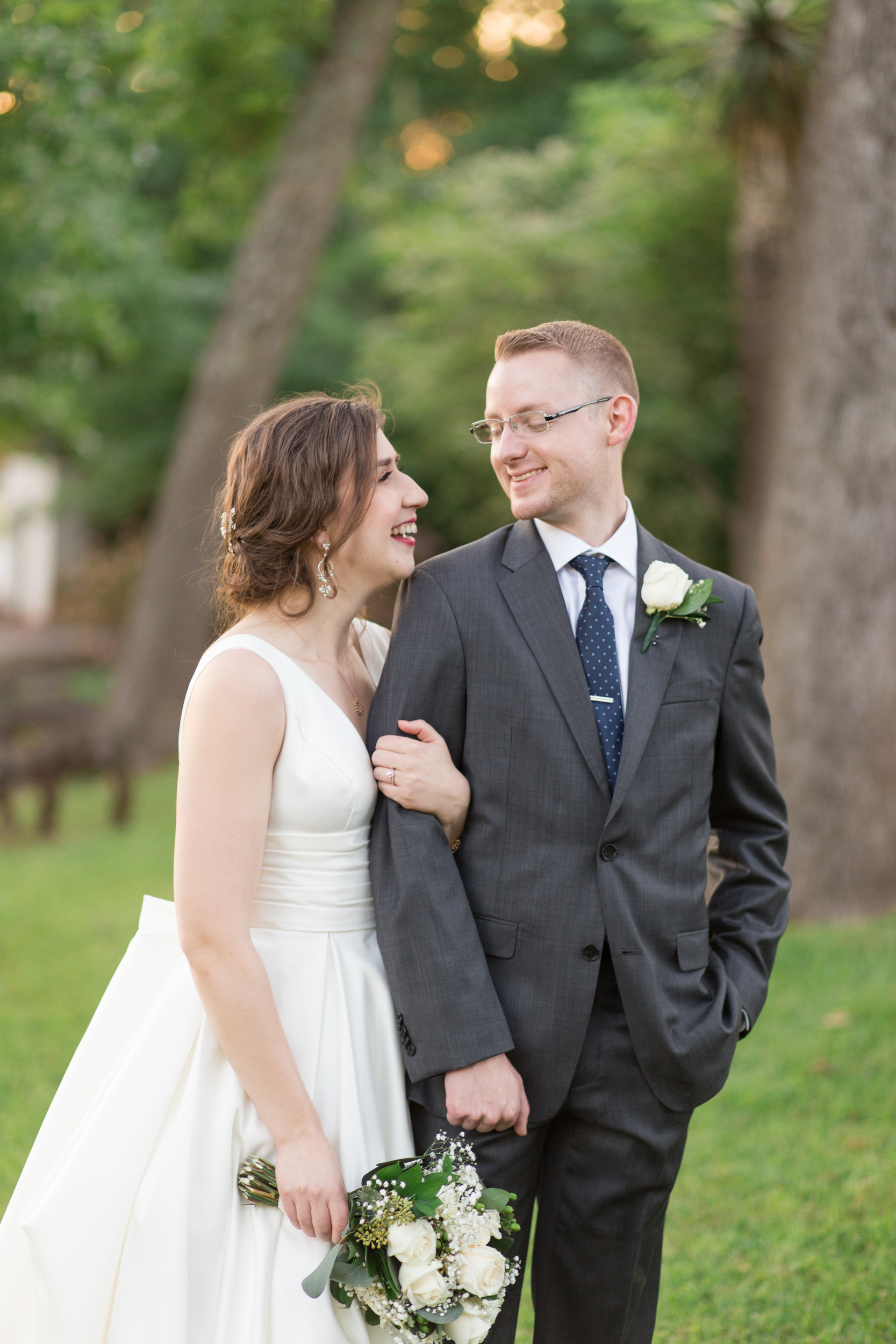 kelsiehendricksphotography_stonewedding_texas-122.jpg