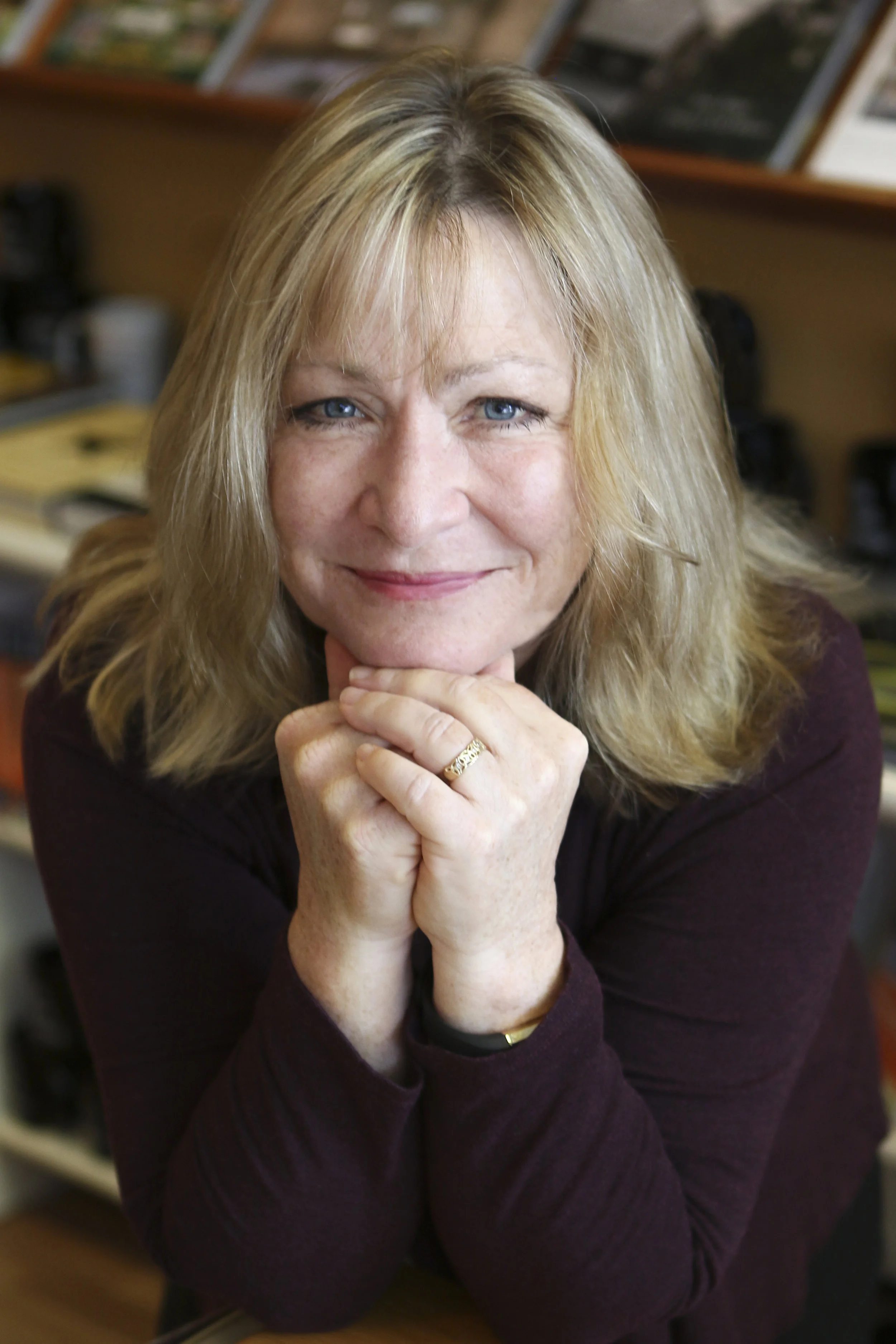 anna author picture .jpg