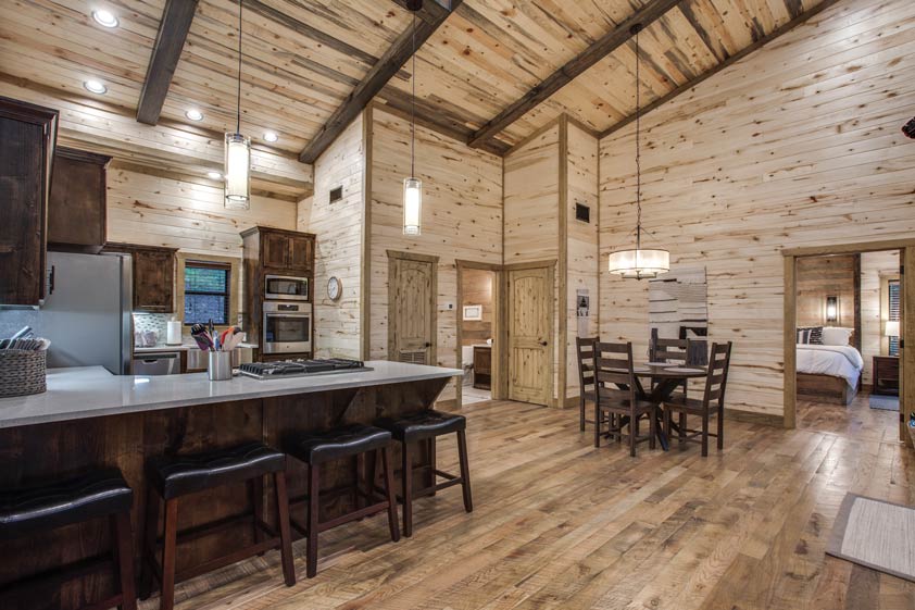 Rustic Hollow Cabin | Kitchen & Dining Room